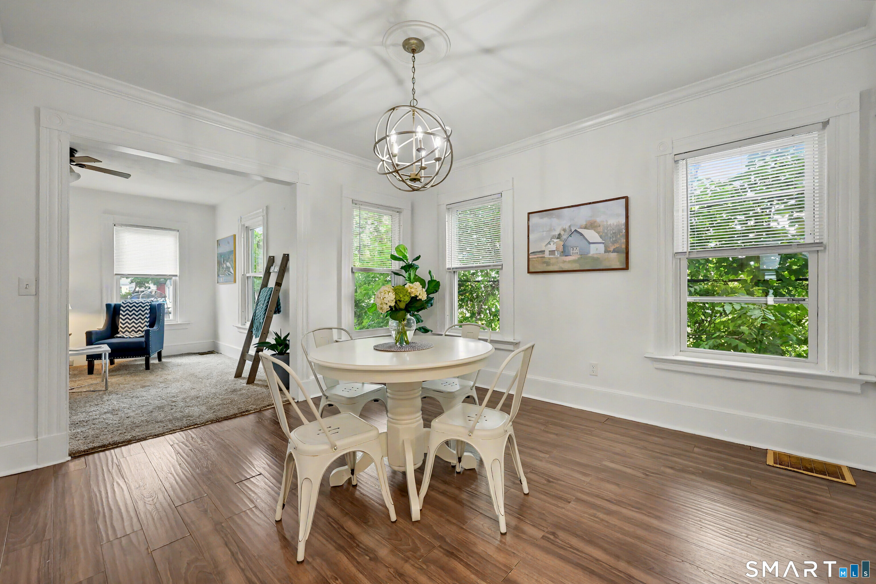 24 Beacon Street