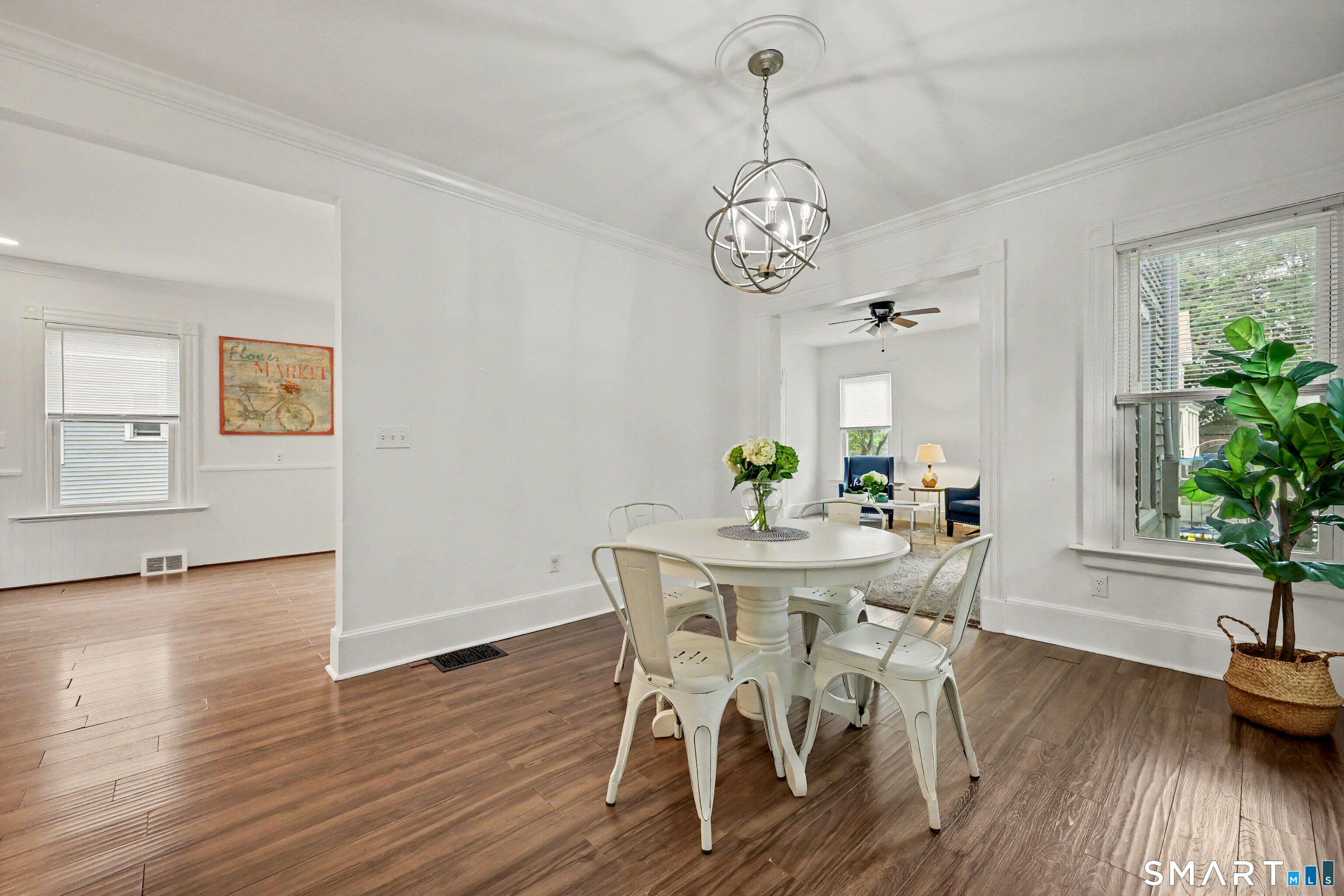 24 Beacon Street