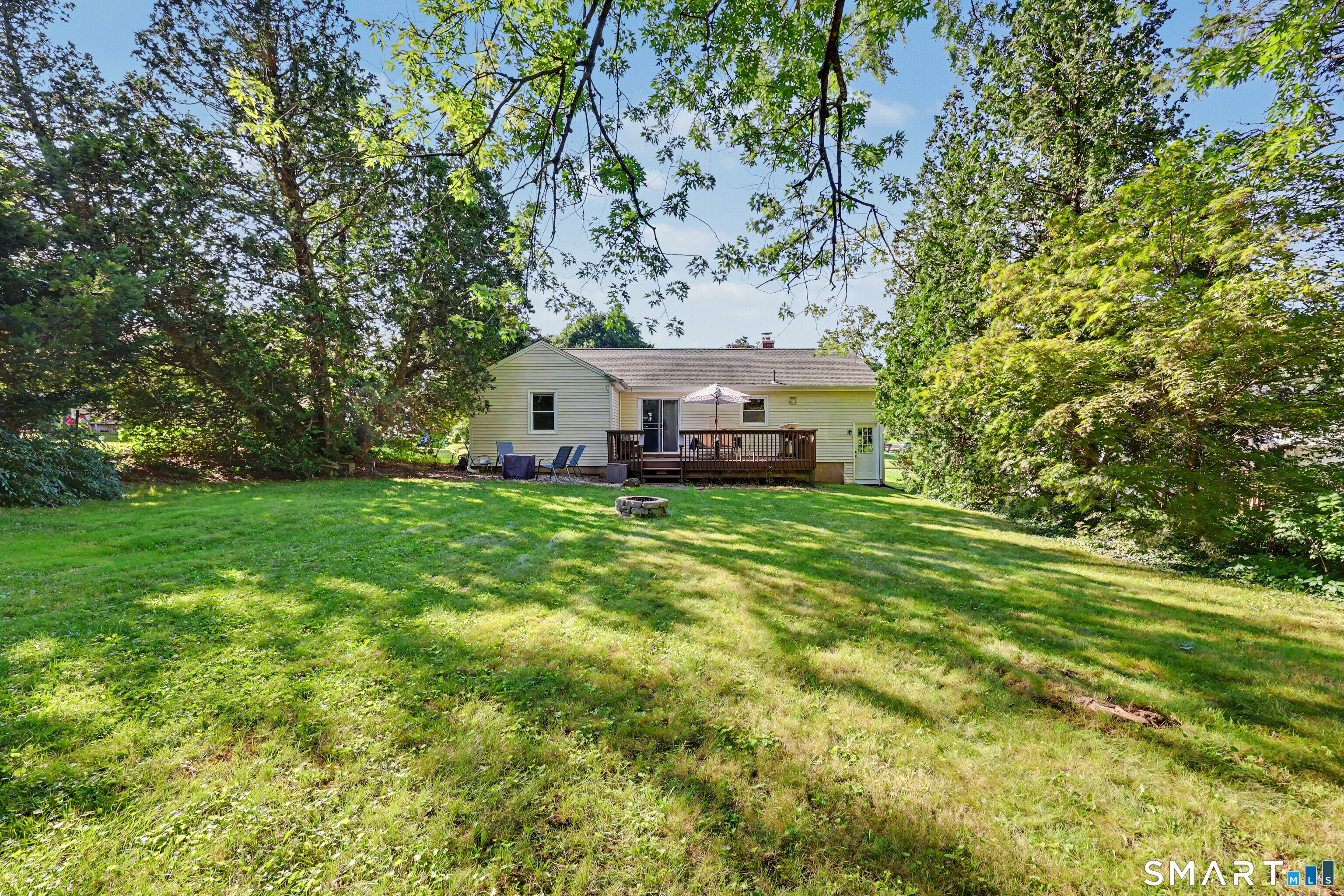 12 Hillview Avenue