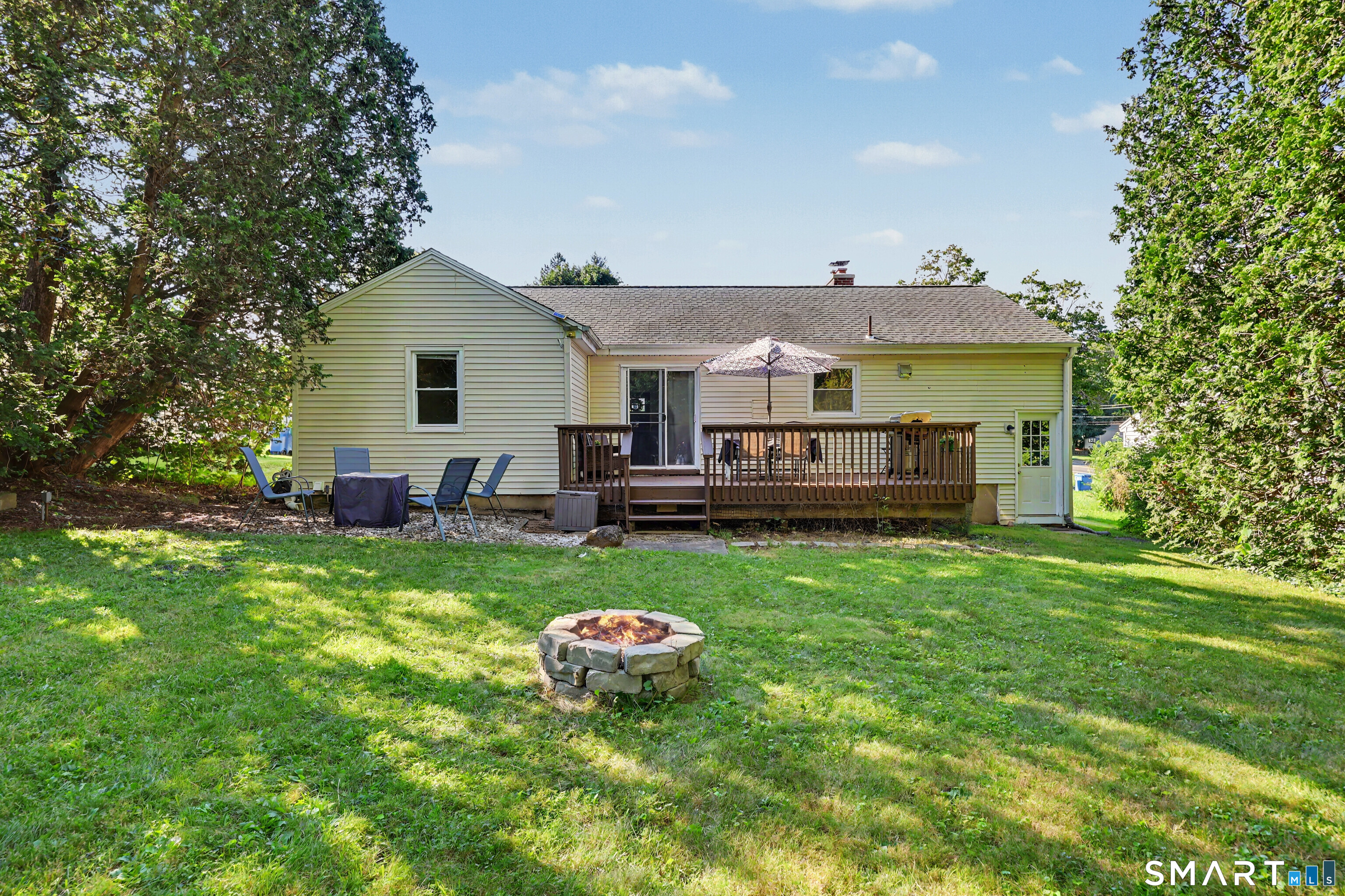 12 Hillview Avenue