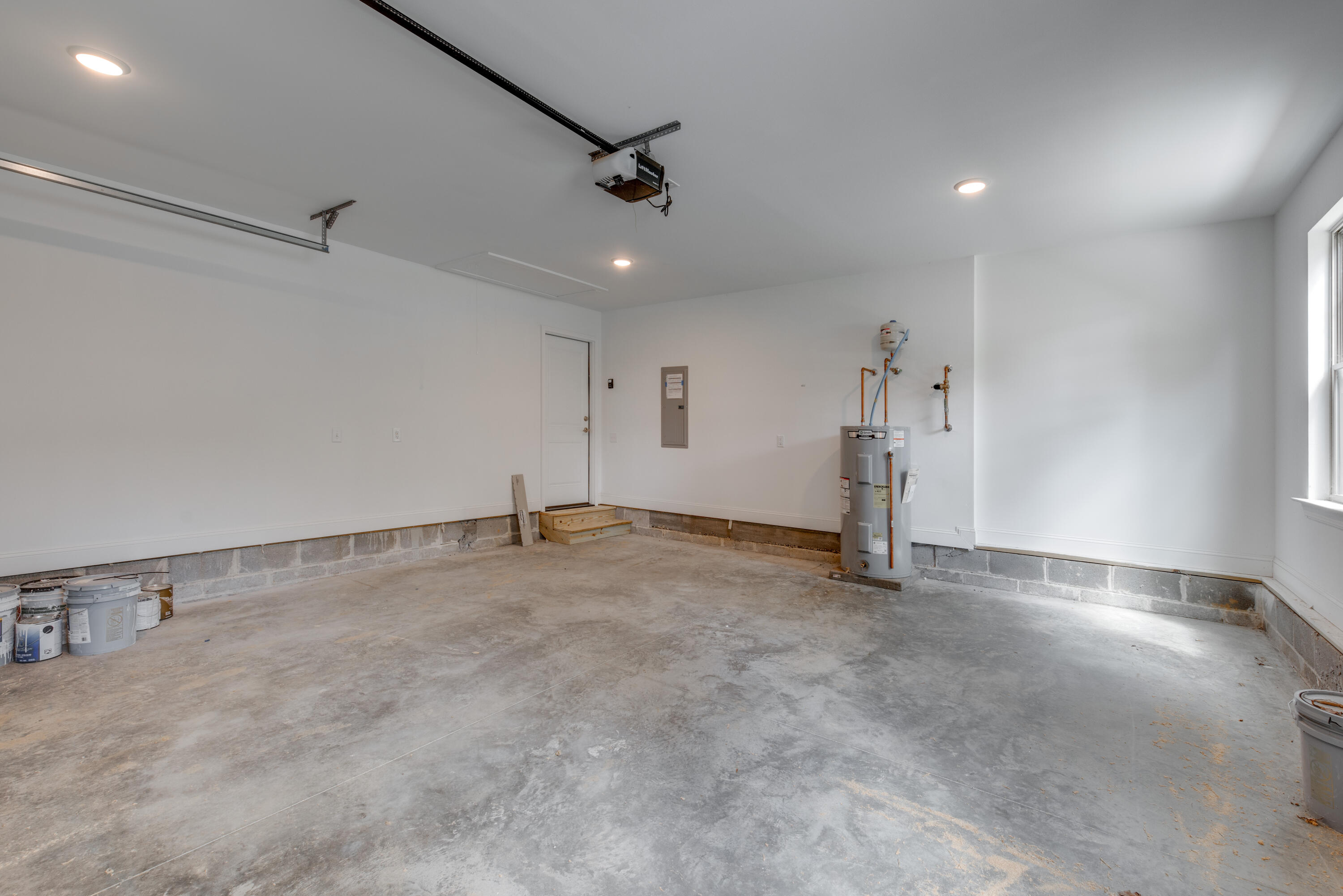 414 Forrest Road