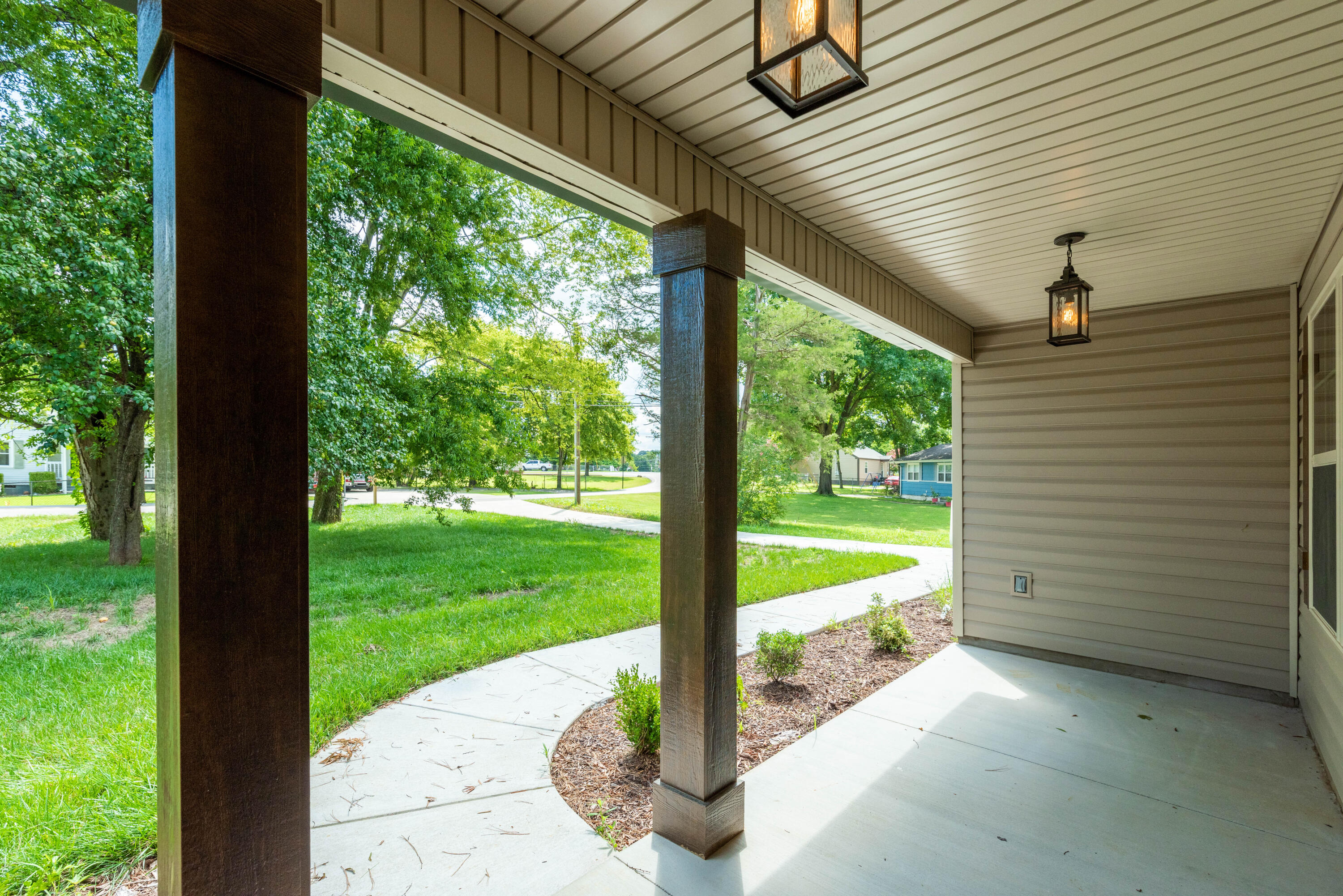 414 Forrest Road