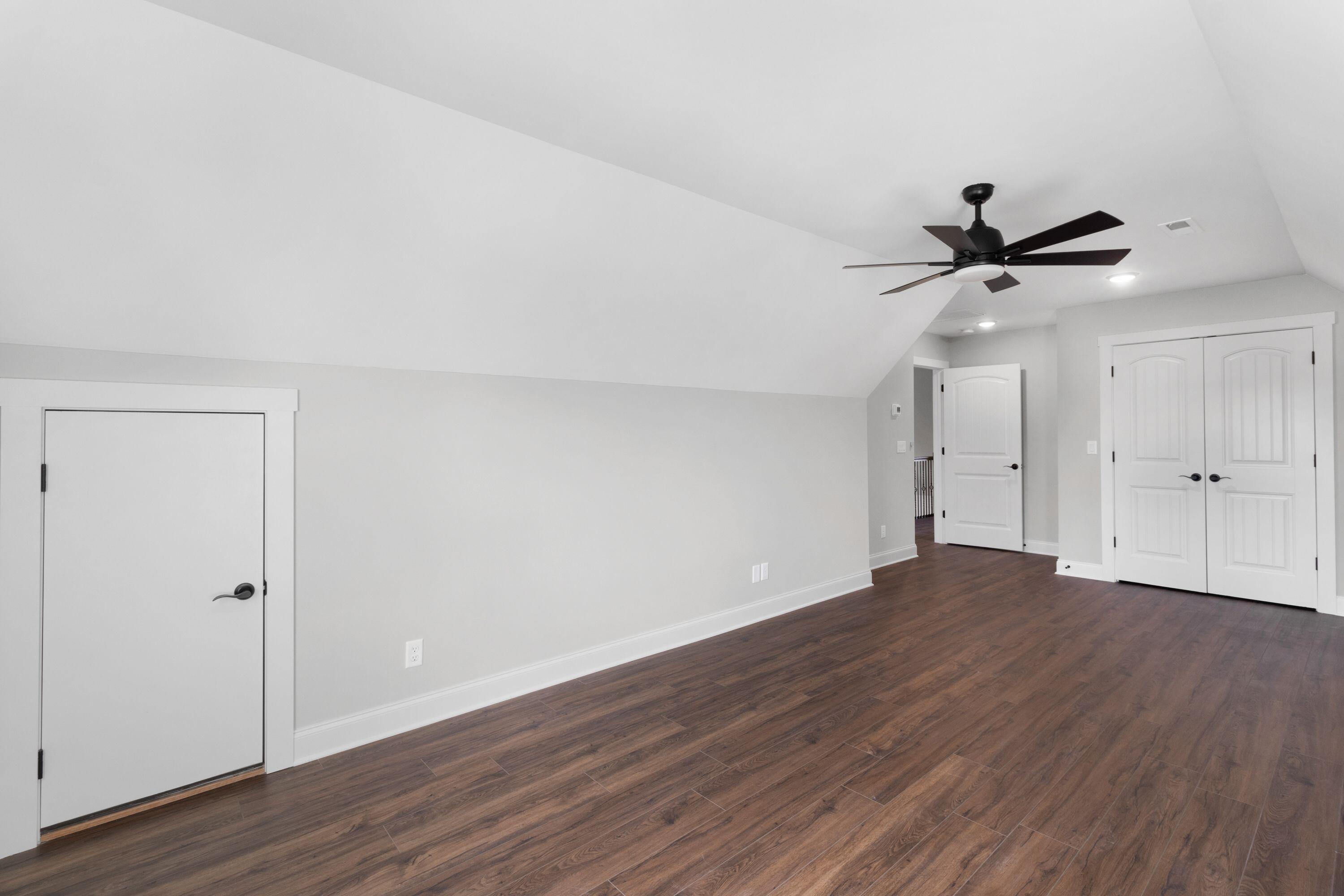 7427 Crowes Nest Drive, 1