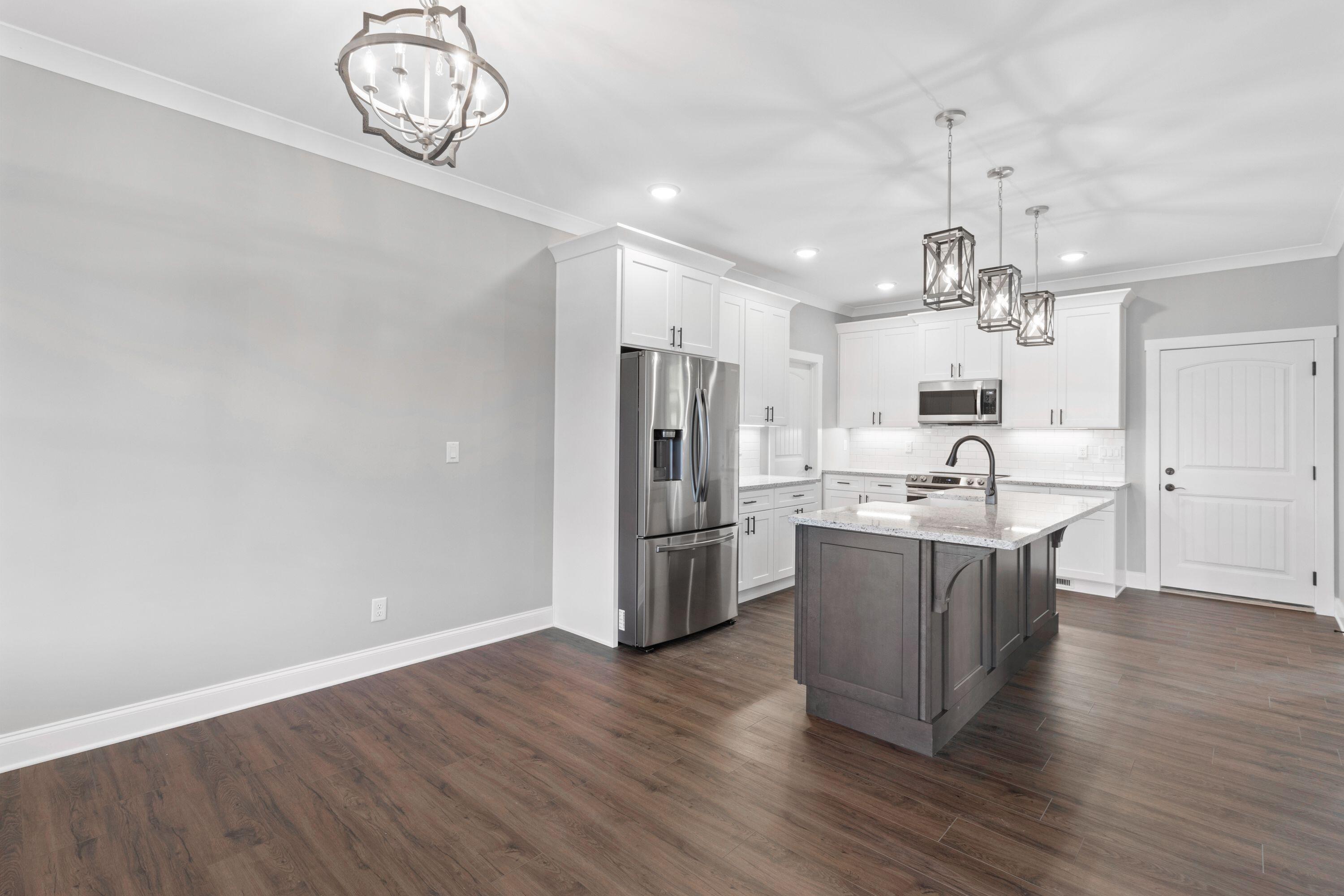 7427 Crowes Nest Drive, 1