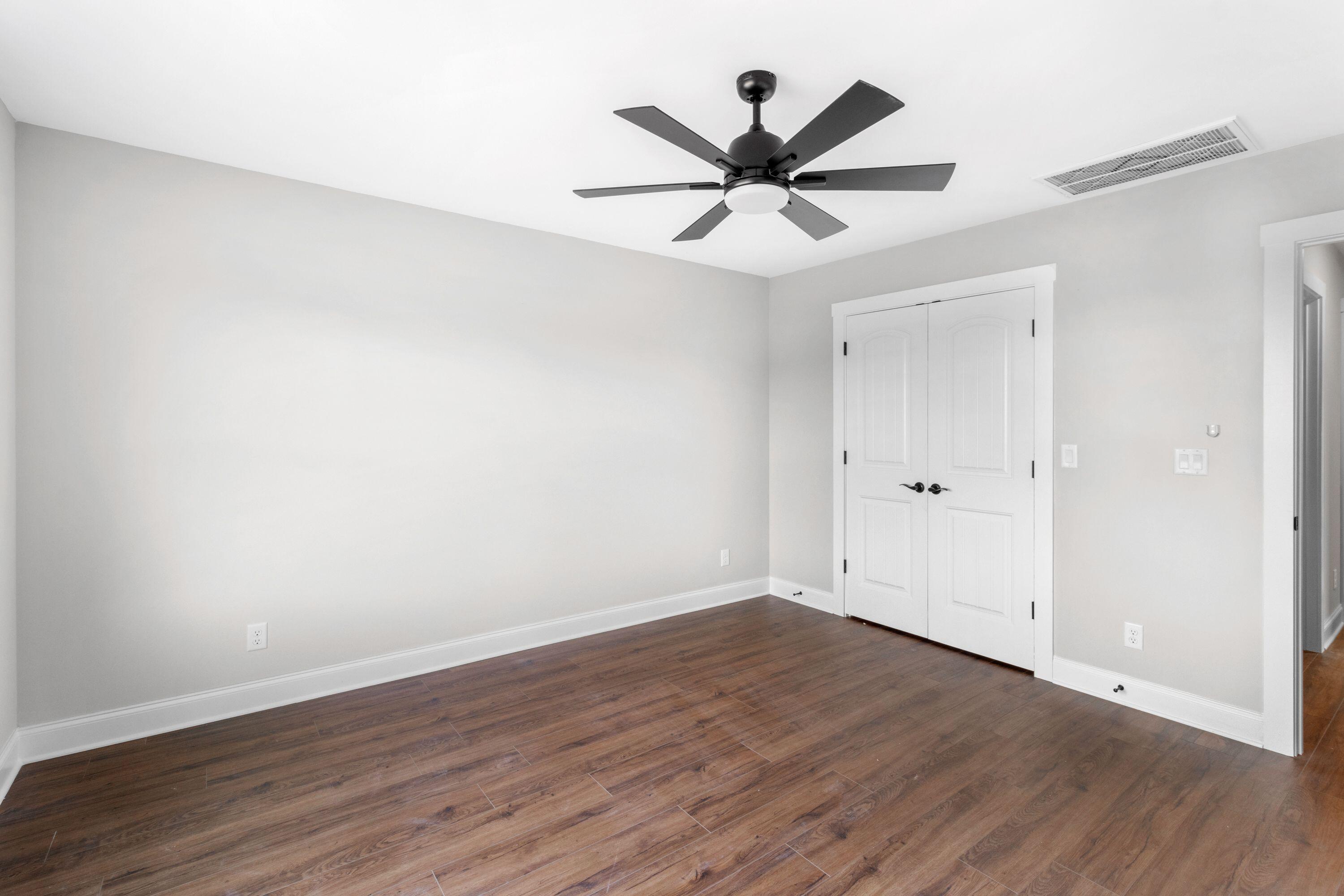 7427 Crowes Nest Drive, 1