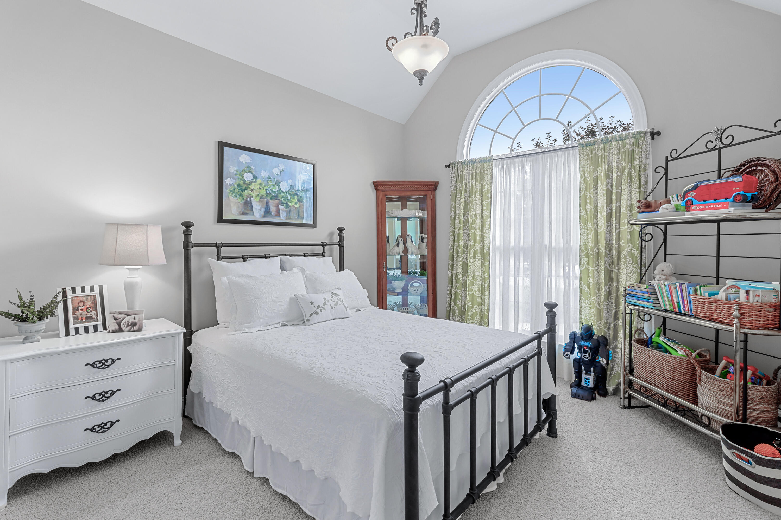 1091 Norfolk Green Circle