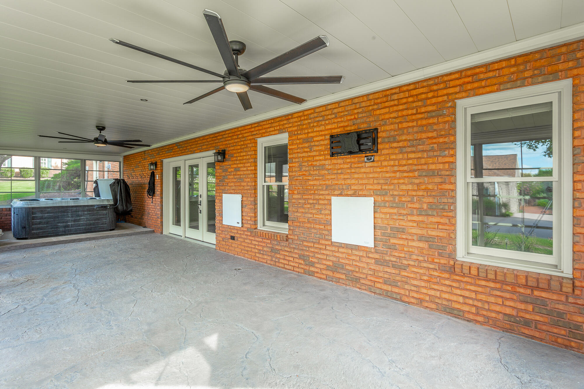 321 Willow Glen Road