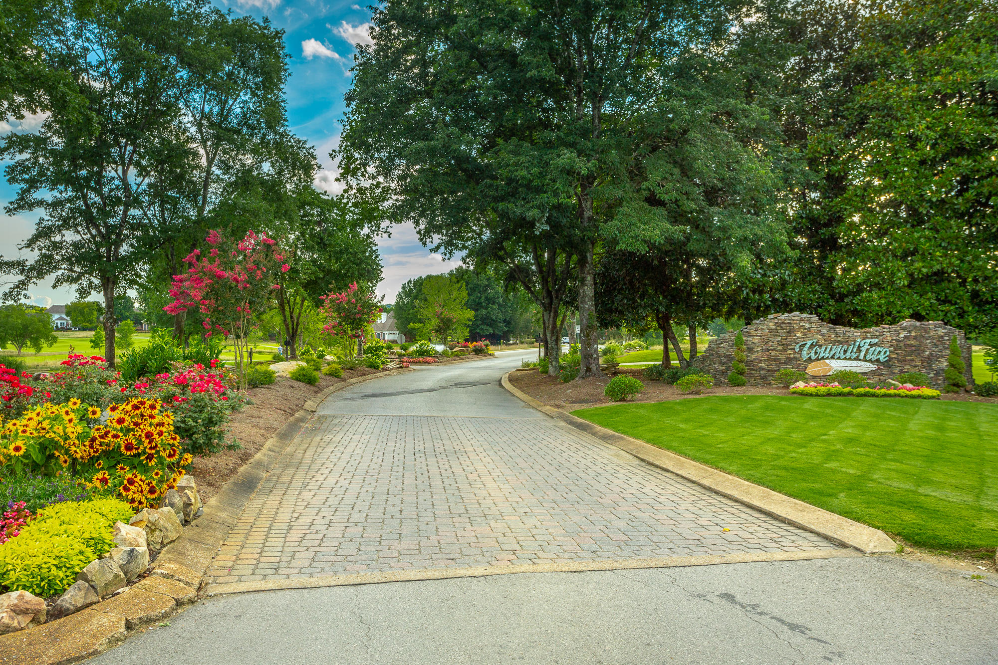 321 Willow Glen Road