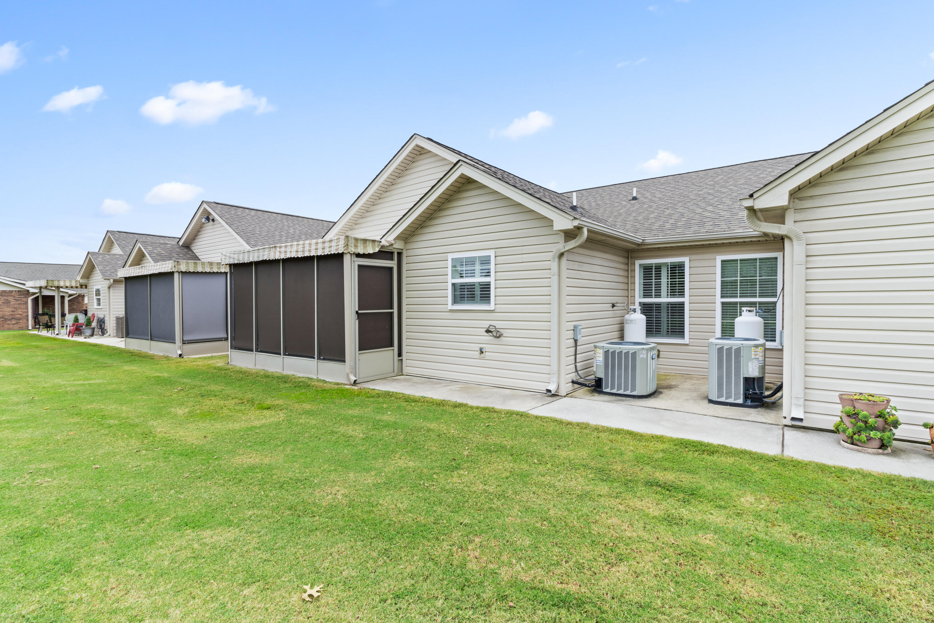 2403 Applebrook Drive