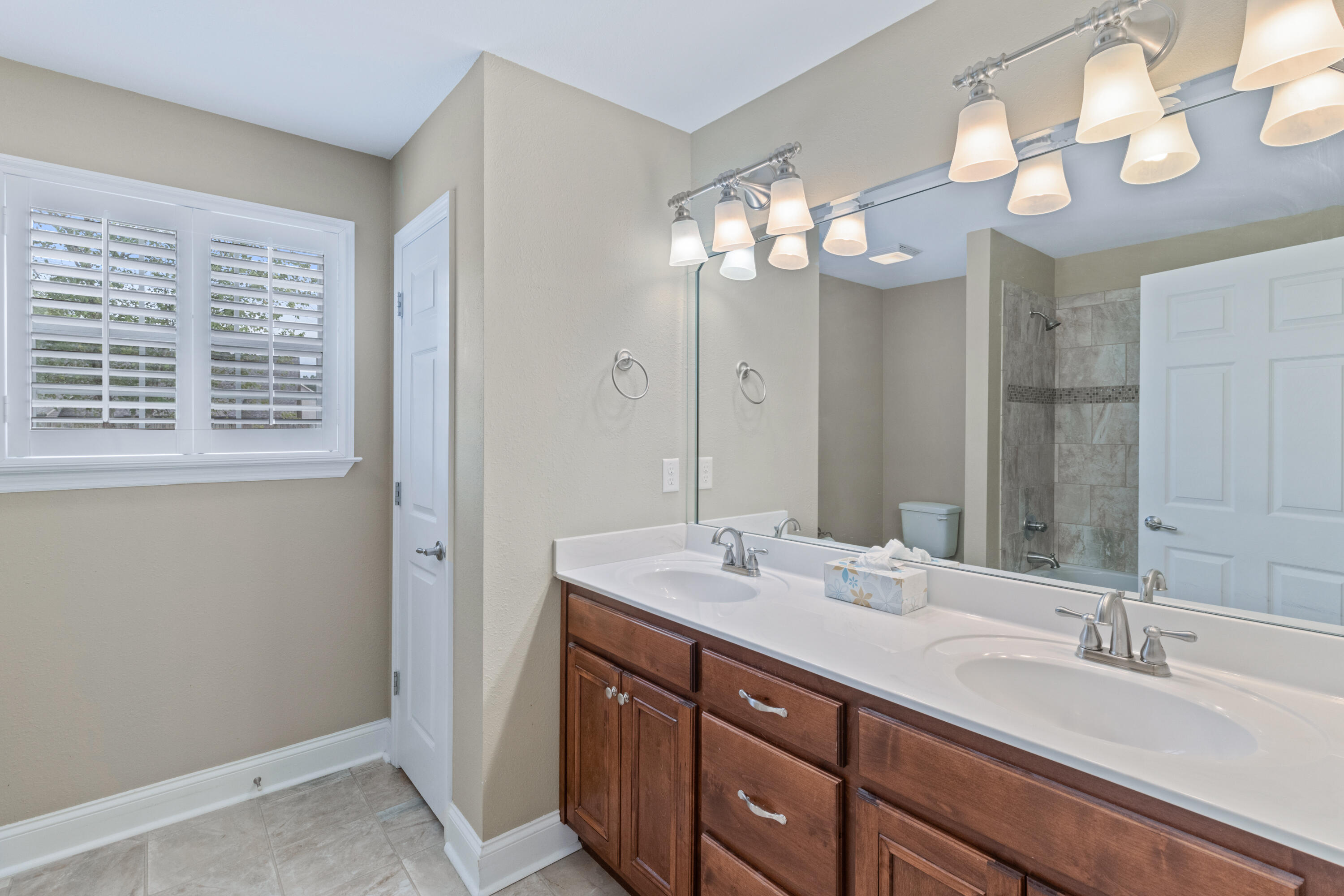 2403 Applebrook Drive