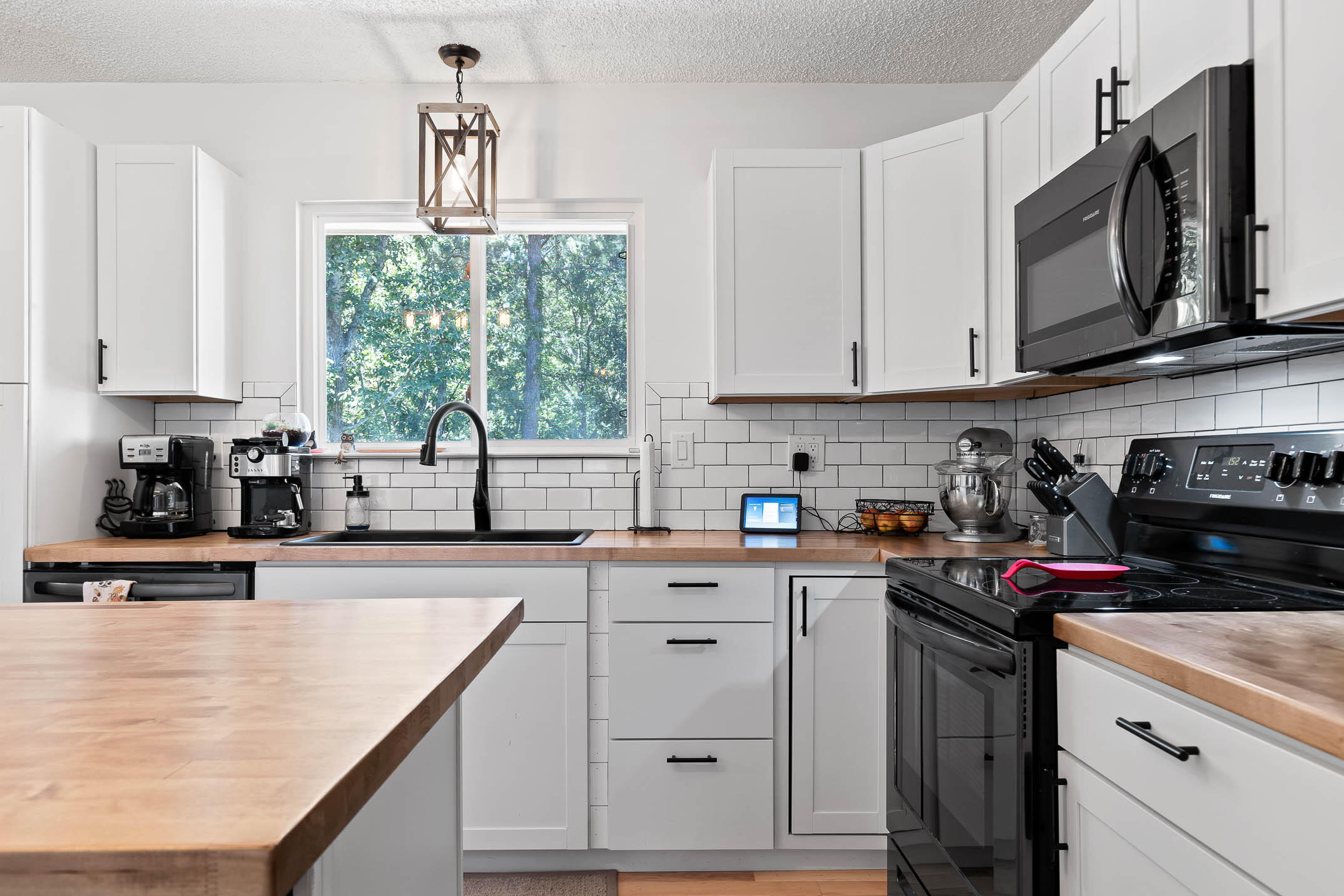 517 Leafwood Drive