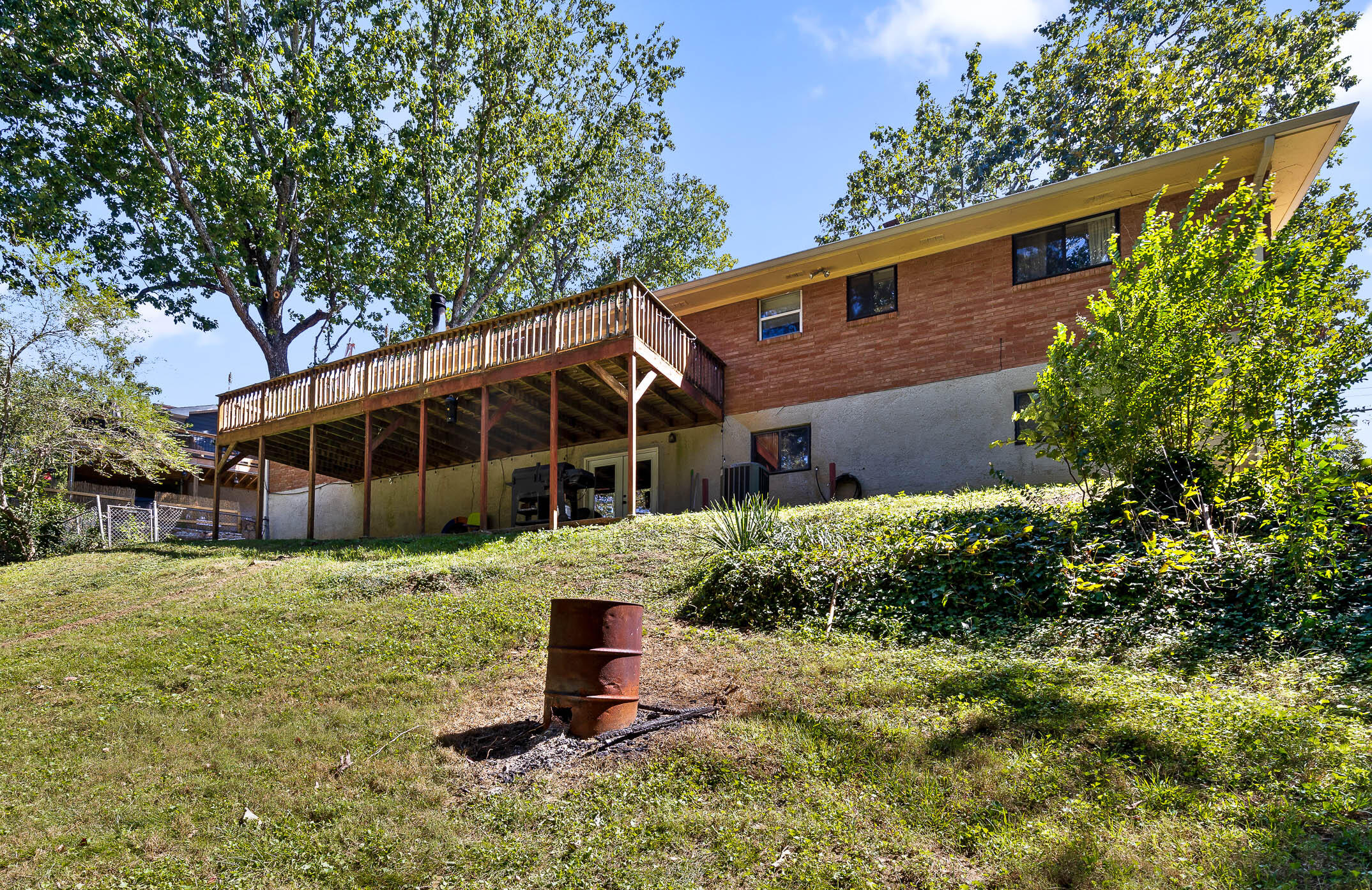 517 Leafwood Drive