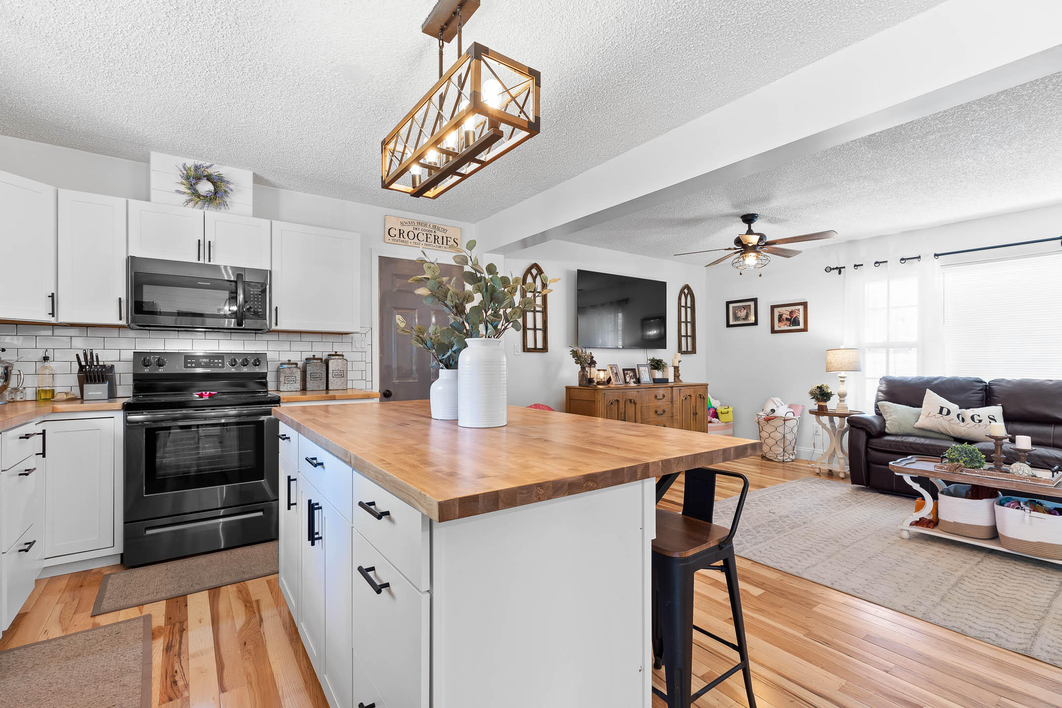 517 Leafwood Drive