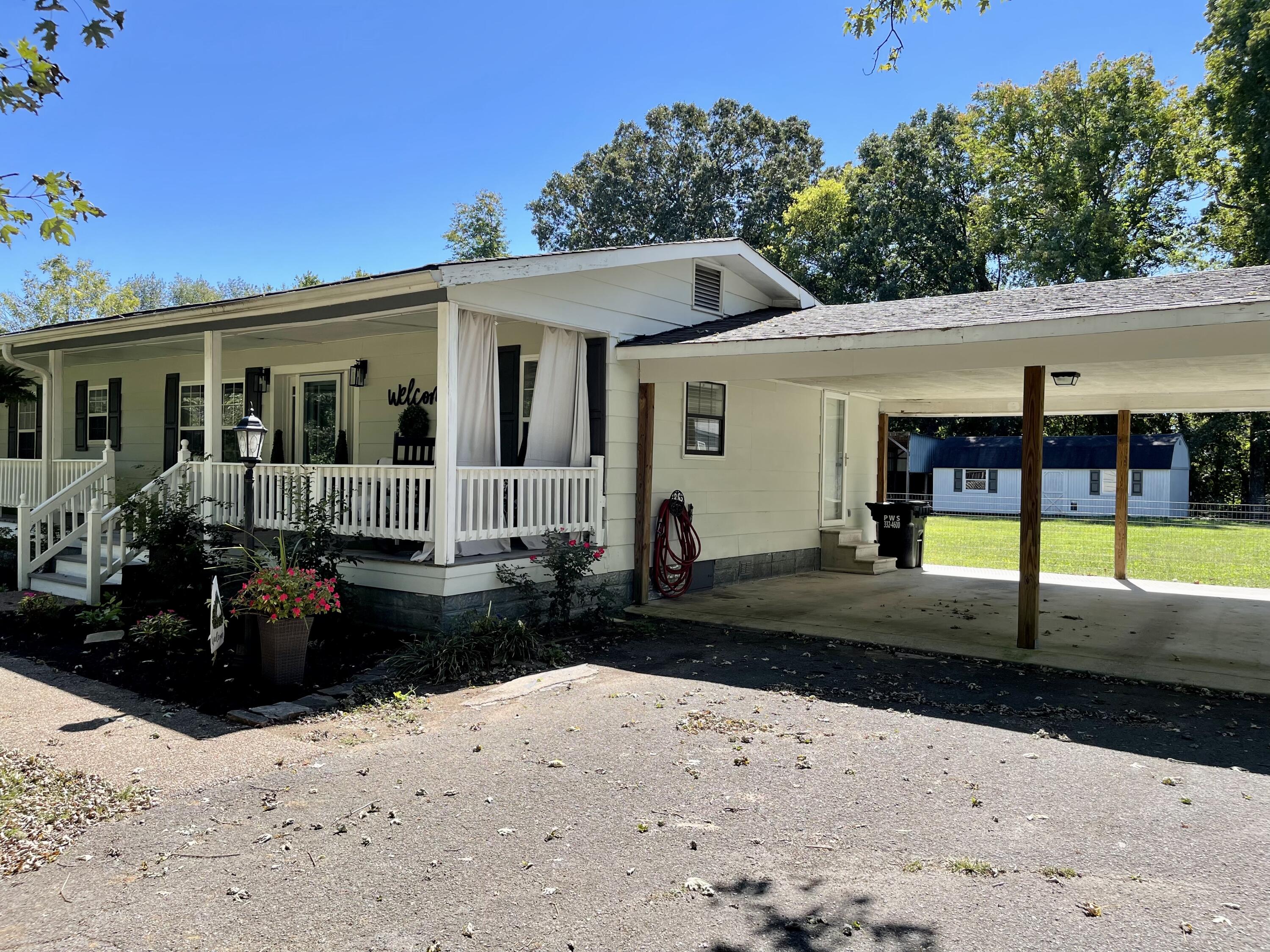 182 N Hickey Circle