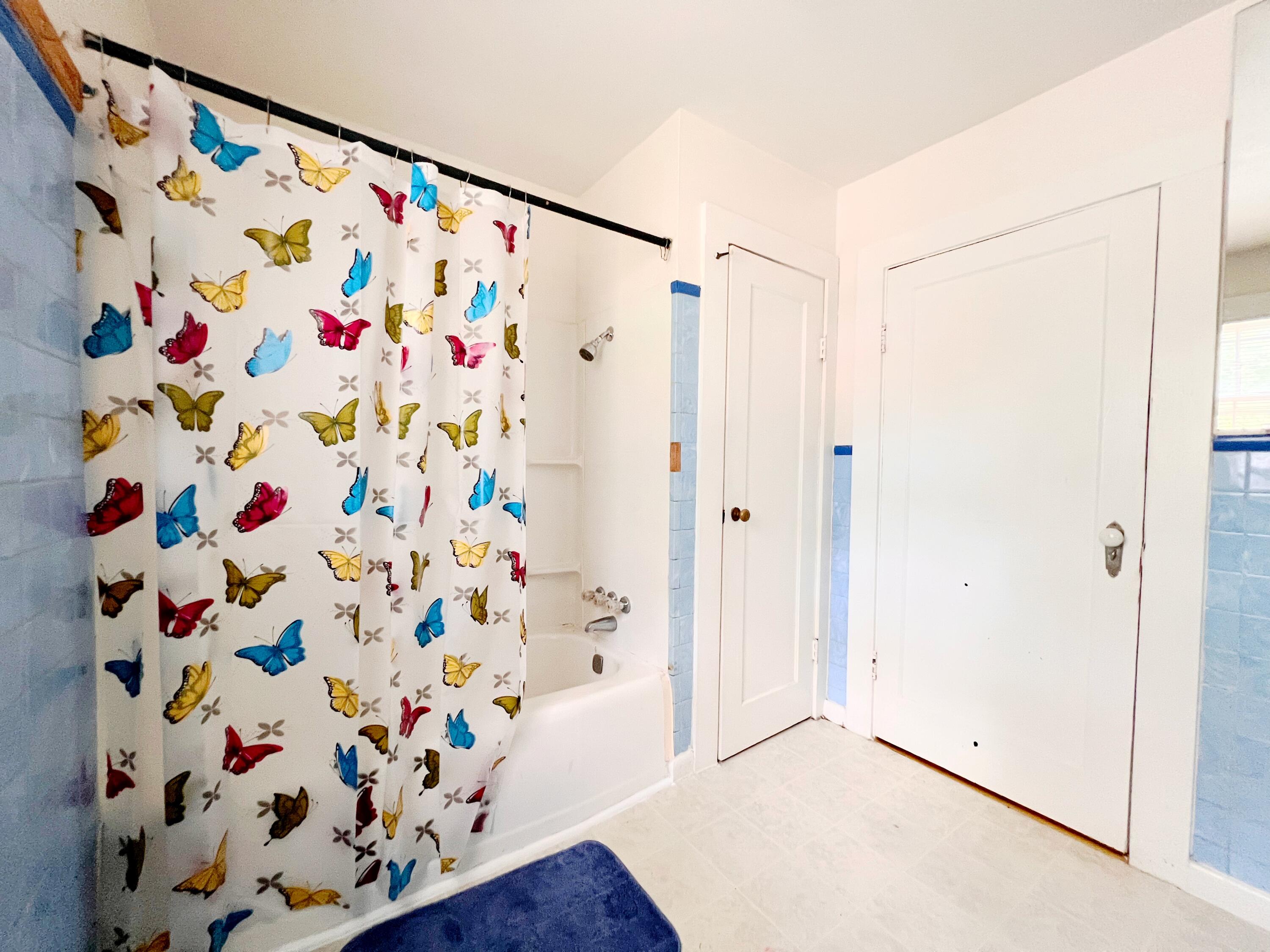 7209 Bonny Oaks Drive