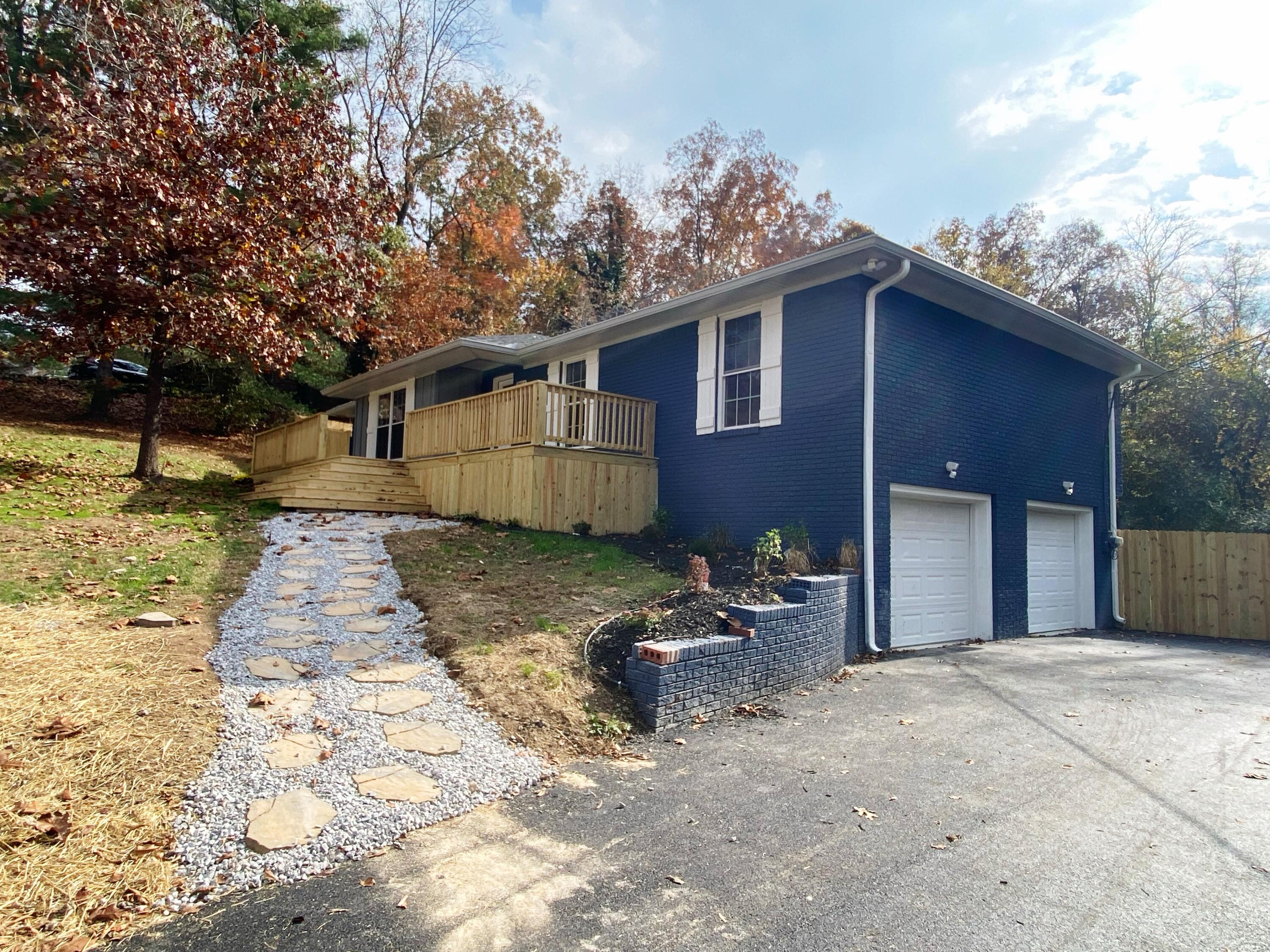 9502 Timberlog Drive