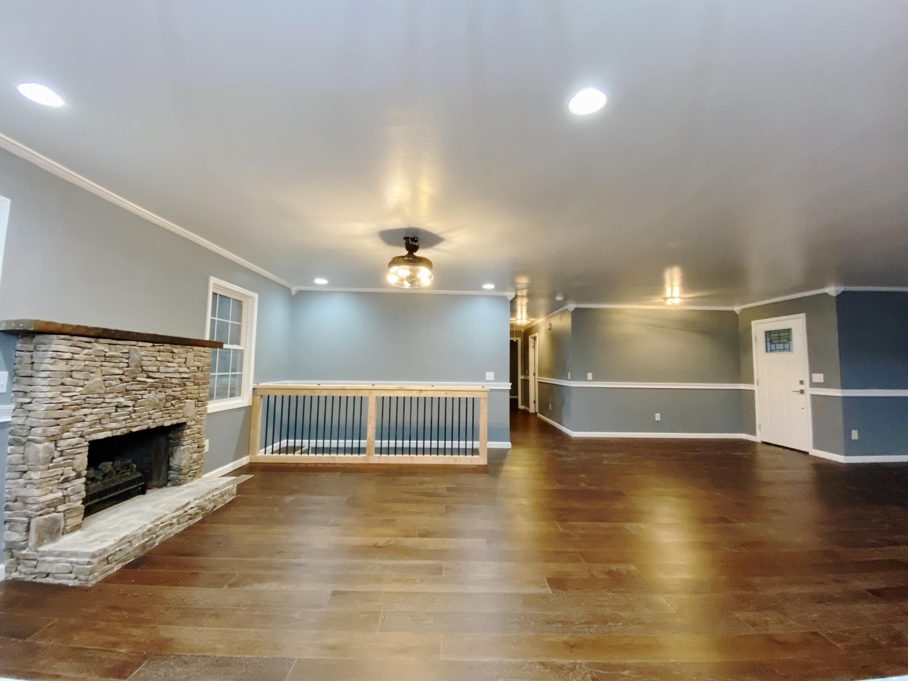 9502 Timberlog Drive