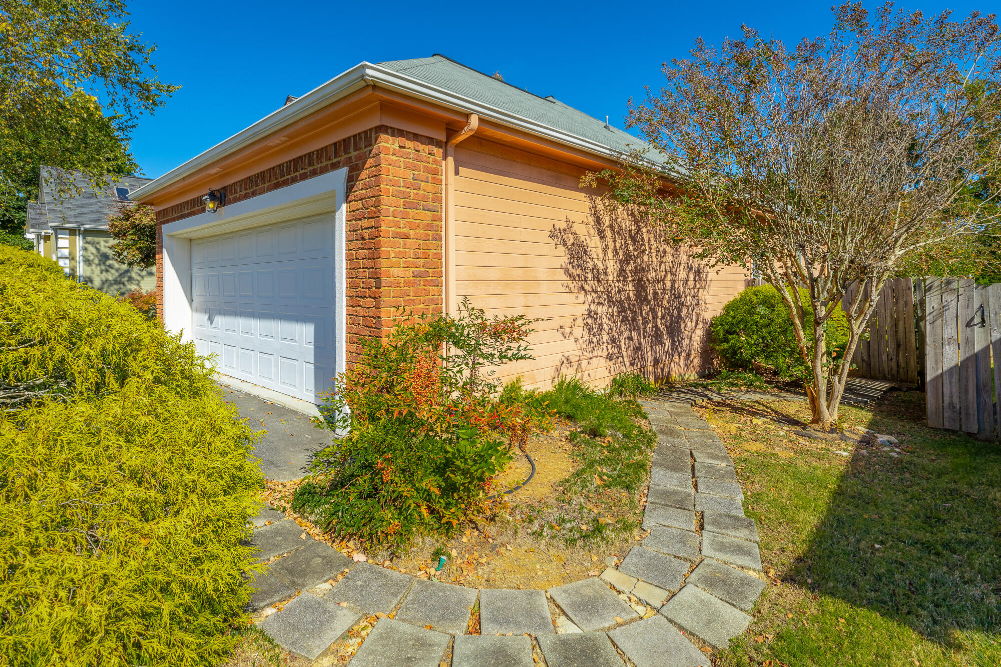 2010 Hamilton Brow Path