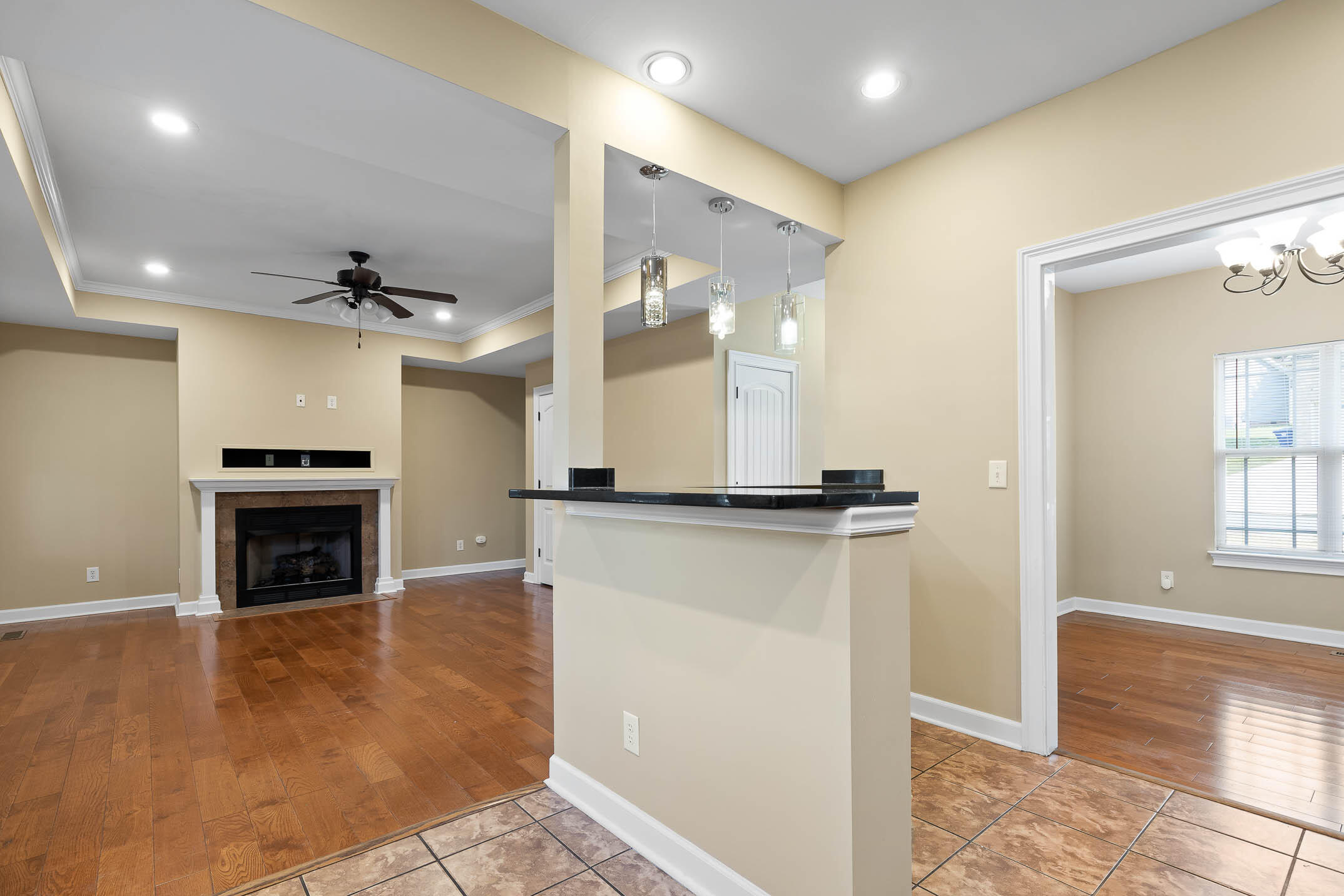 894 Windrush Loop