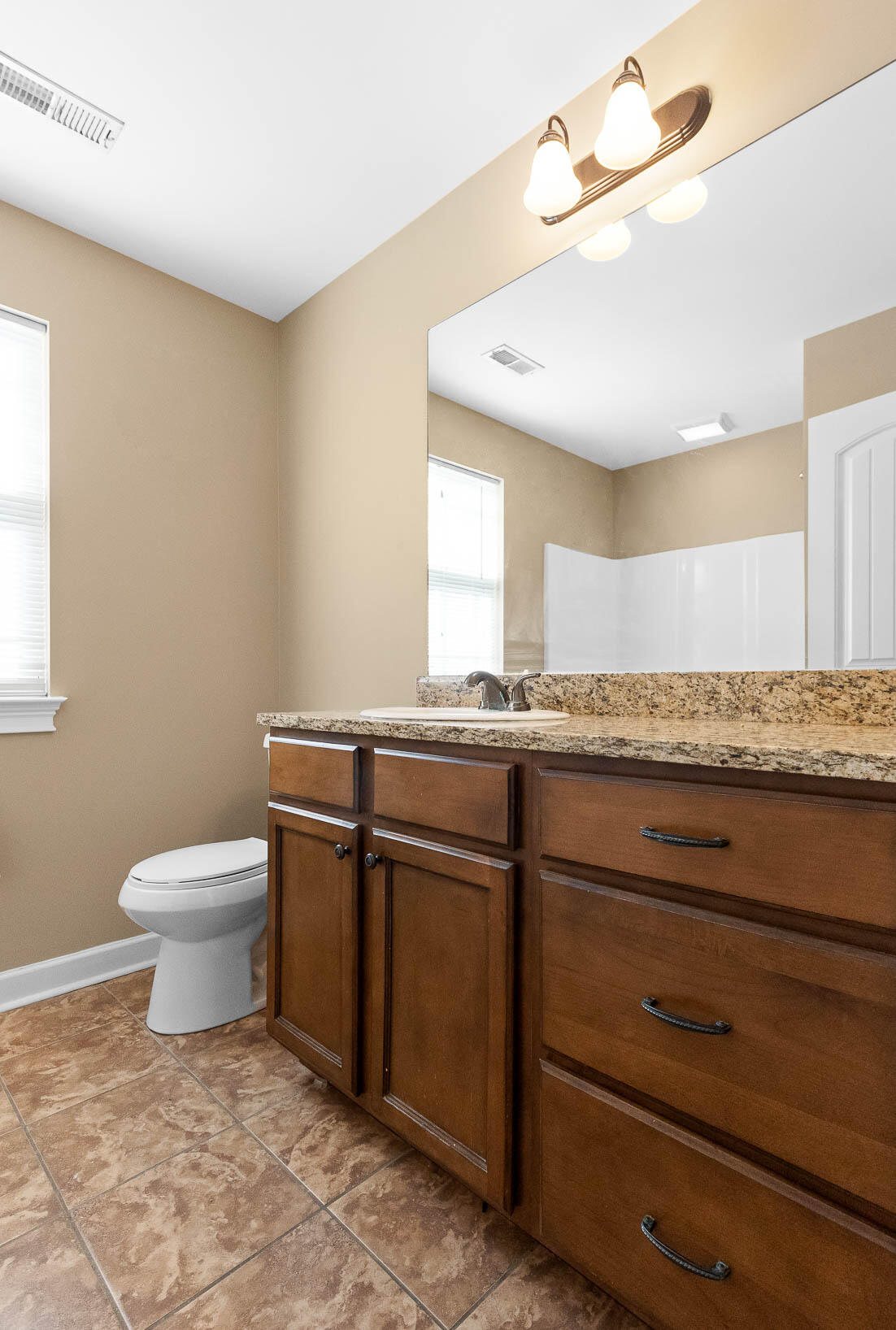 894 Windrush Loop