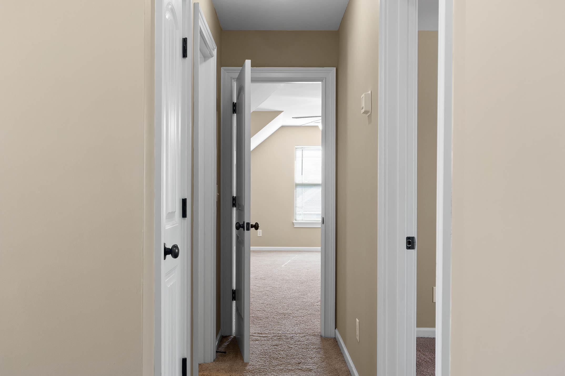 894 Windrush Loop