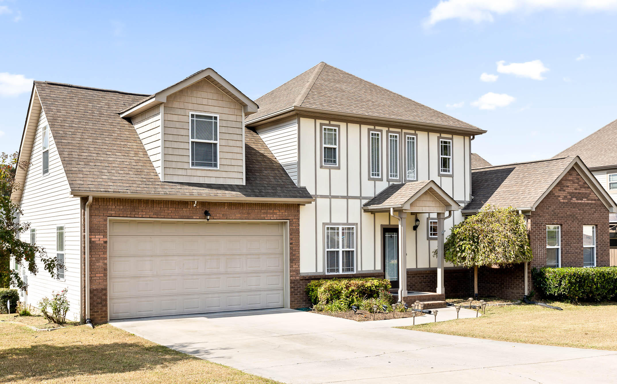 894 Windrush Loop