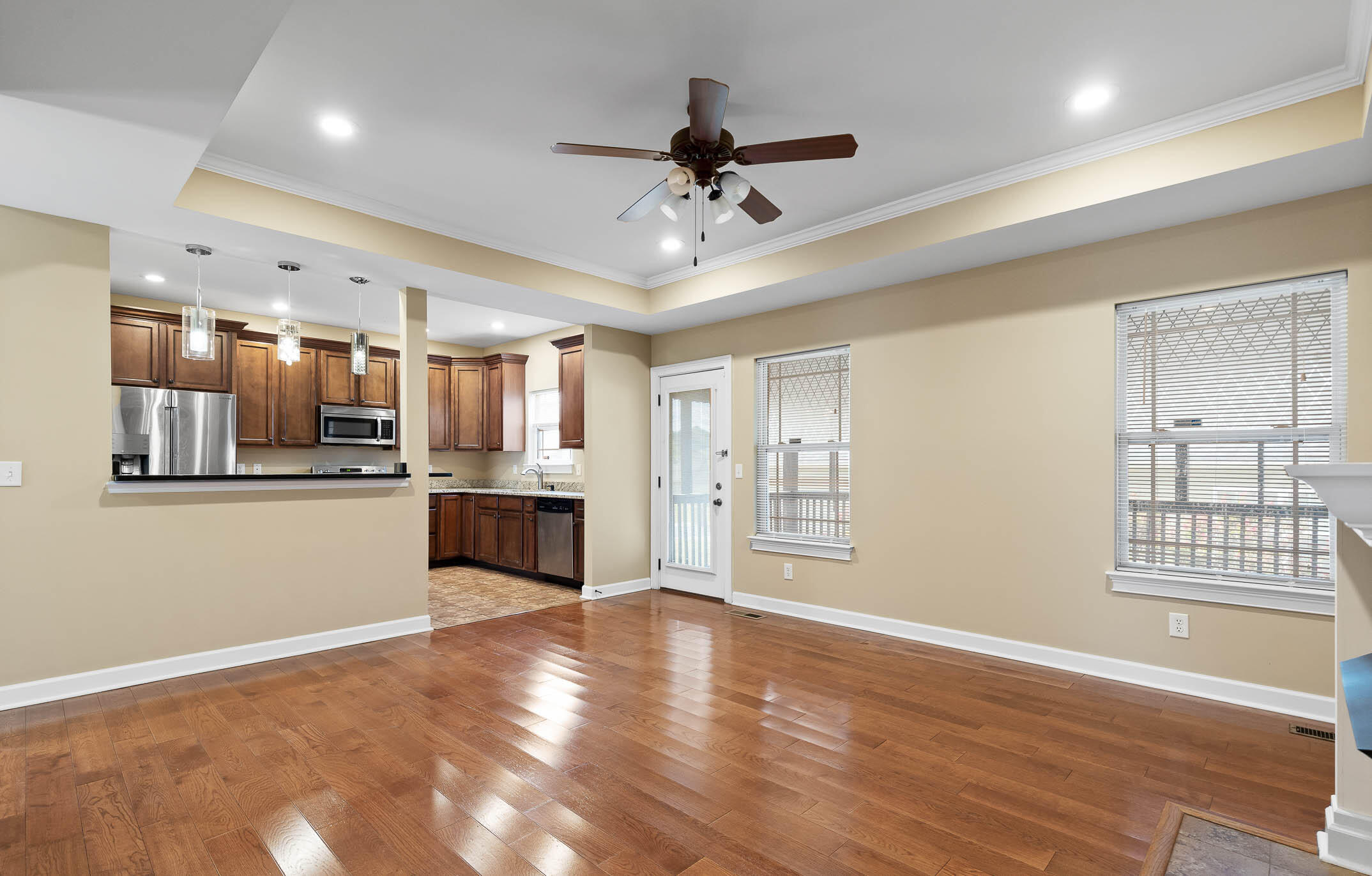 894 Windrush Loop