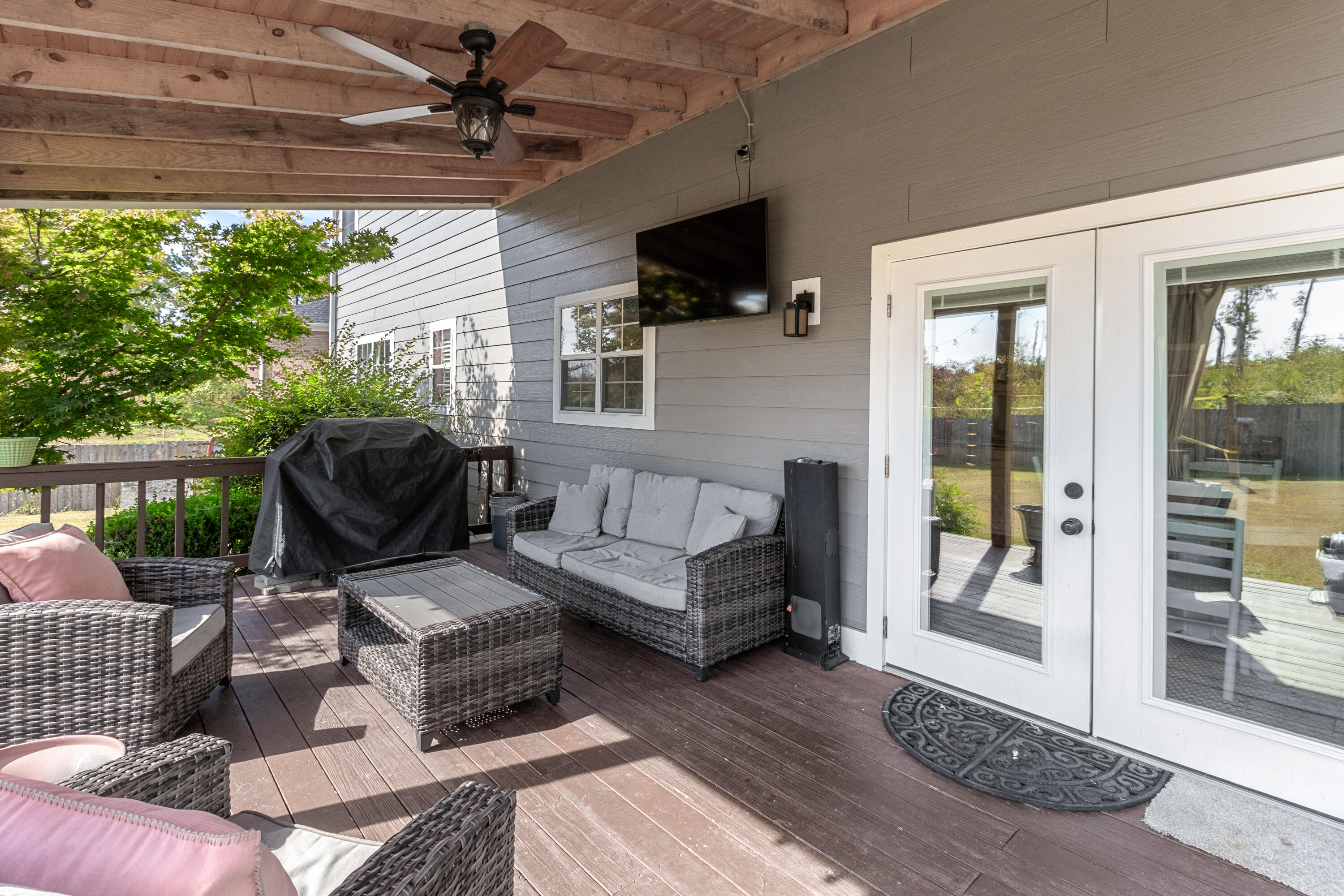 2320 Laurelton Creek Lane