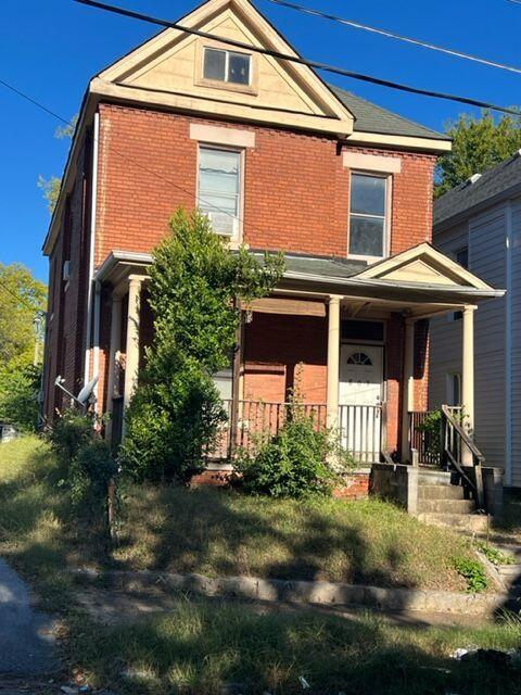 809 Fairview Avenue