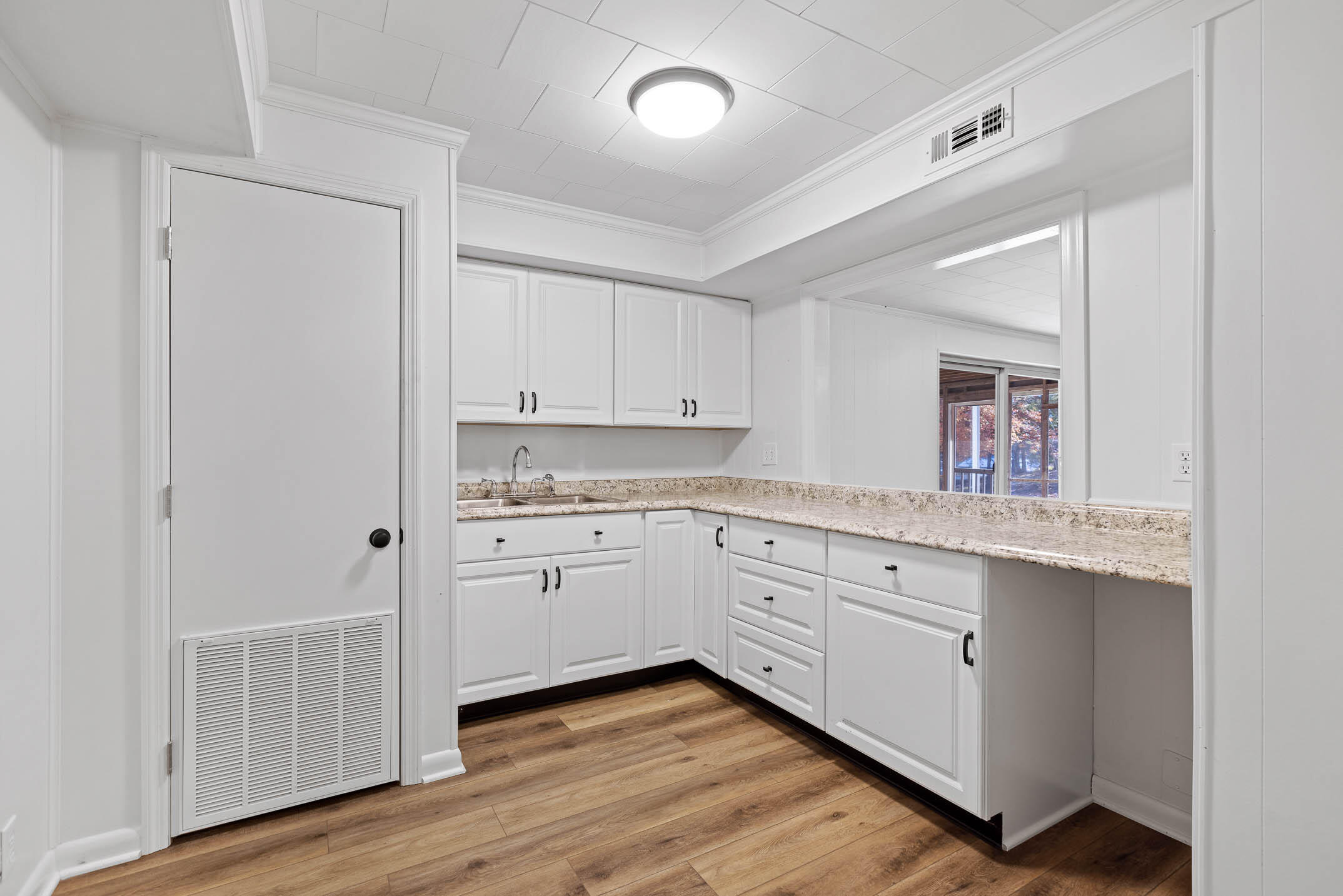 5920 Dogwood Drive