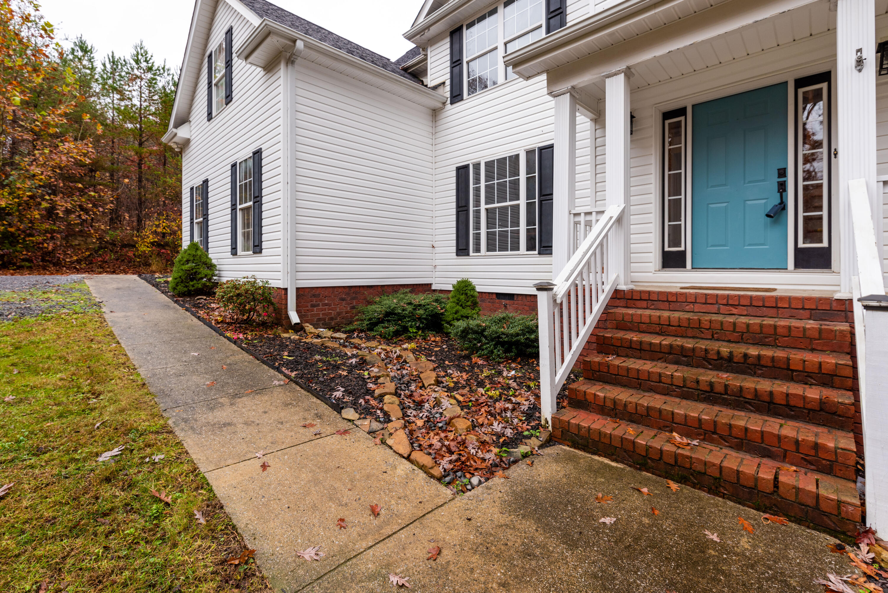 9886 Maude Lane