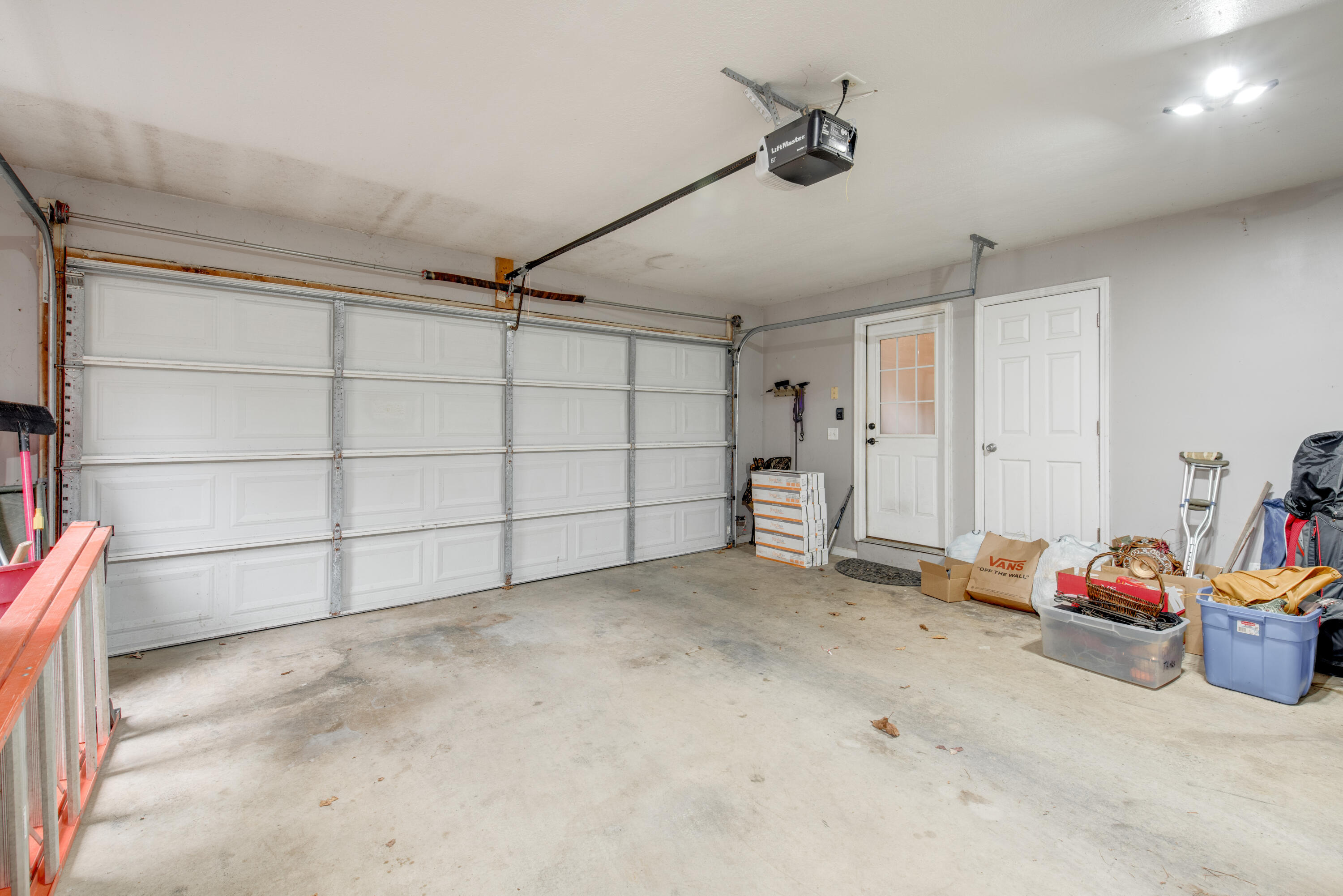 9886 Maude Lane
