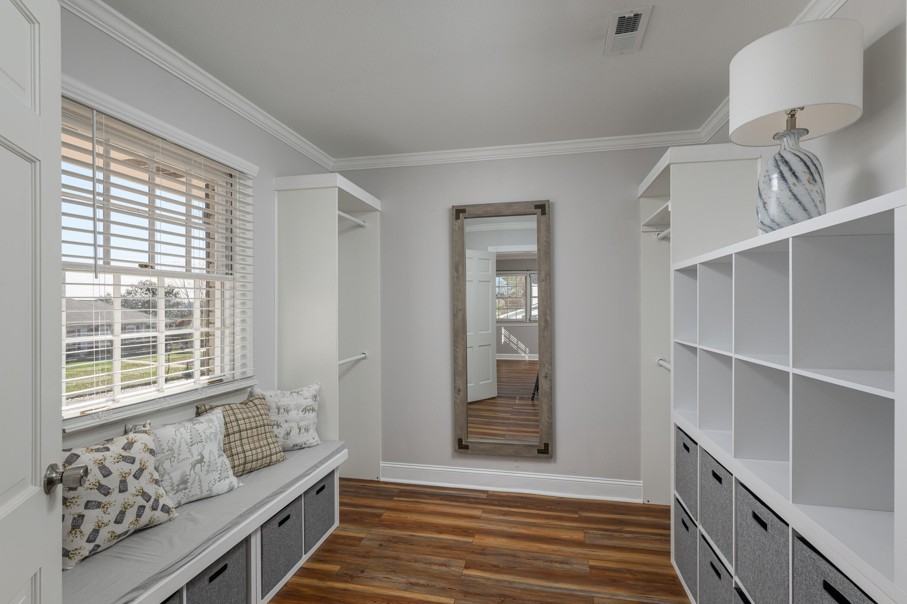 1503 Bunker Hill Drive