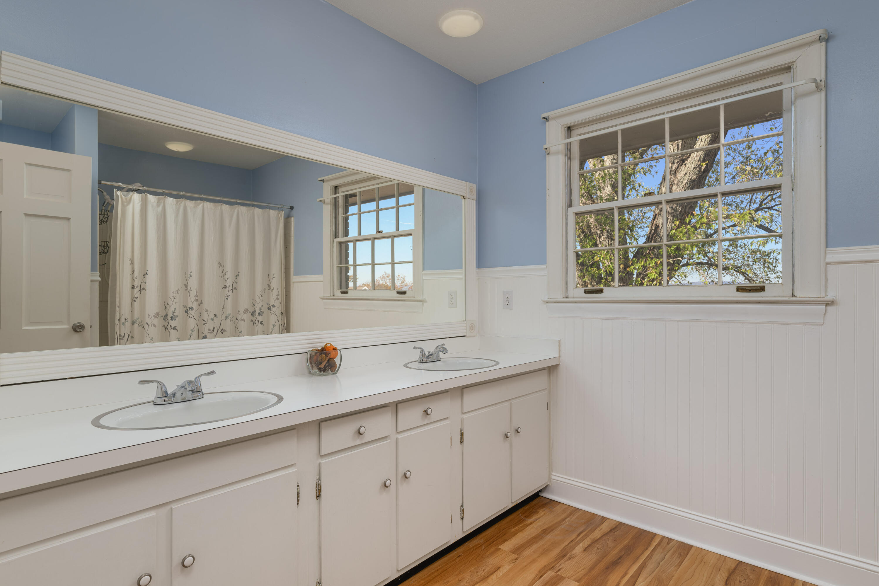 1503 Bunker Hill Drive