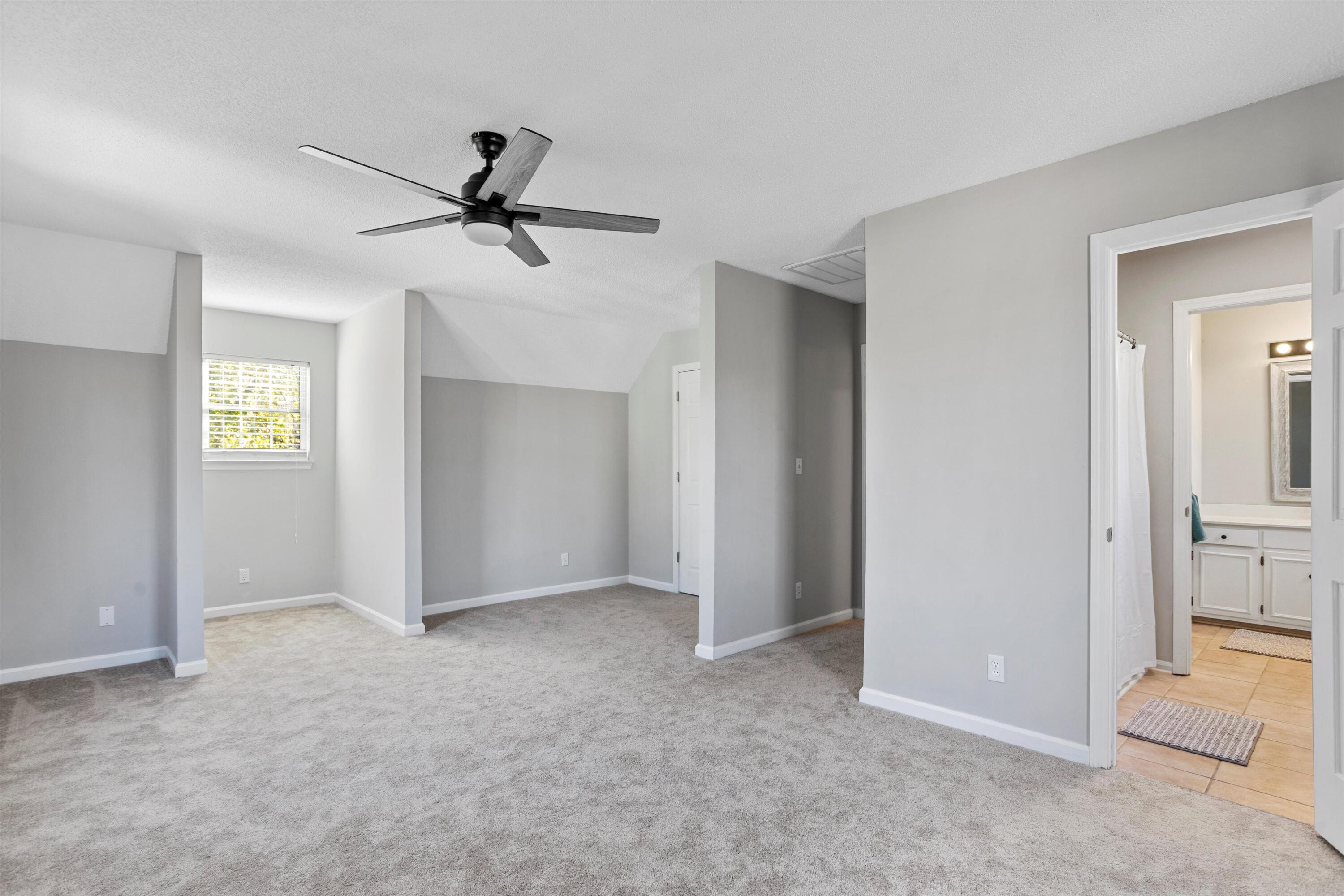 5979 Crestview Drive