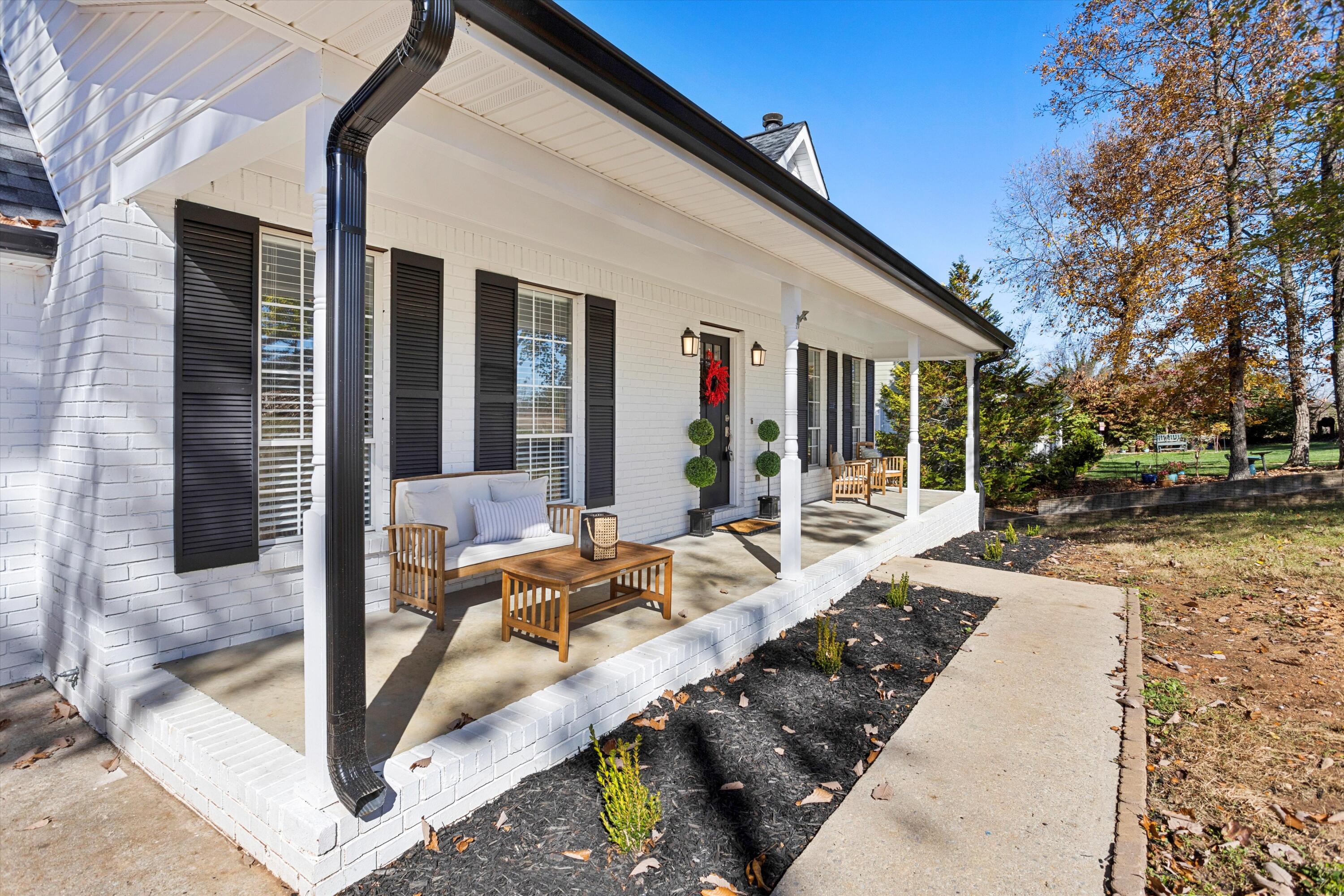 5979 Crestview Drive