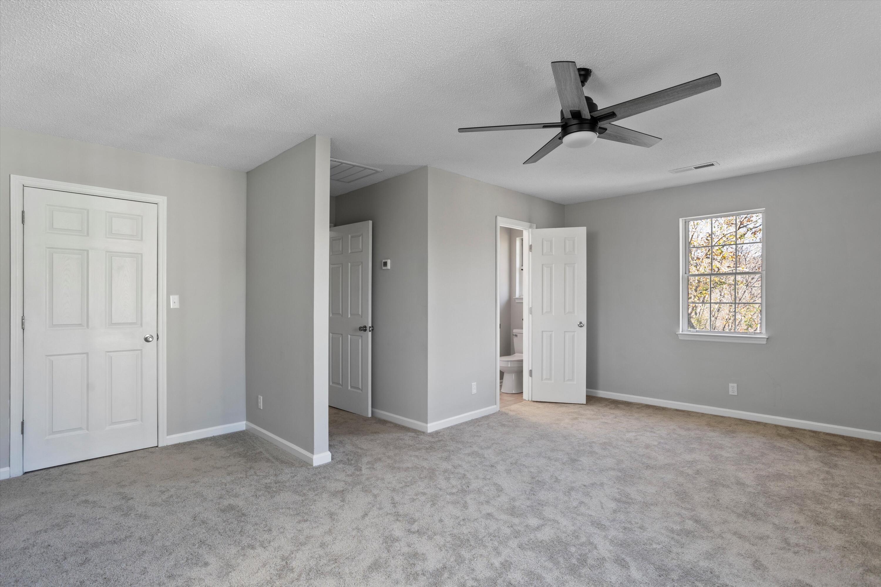 5979 Crestview Drive