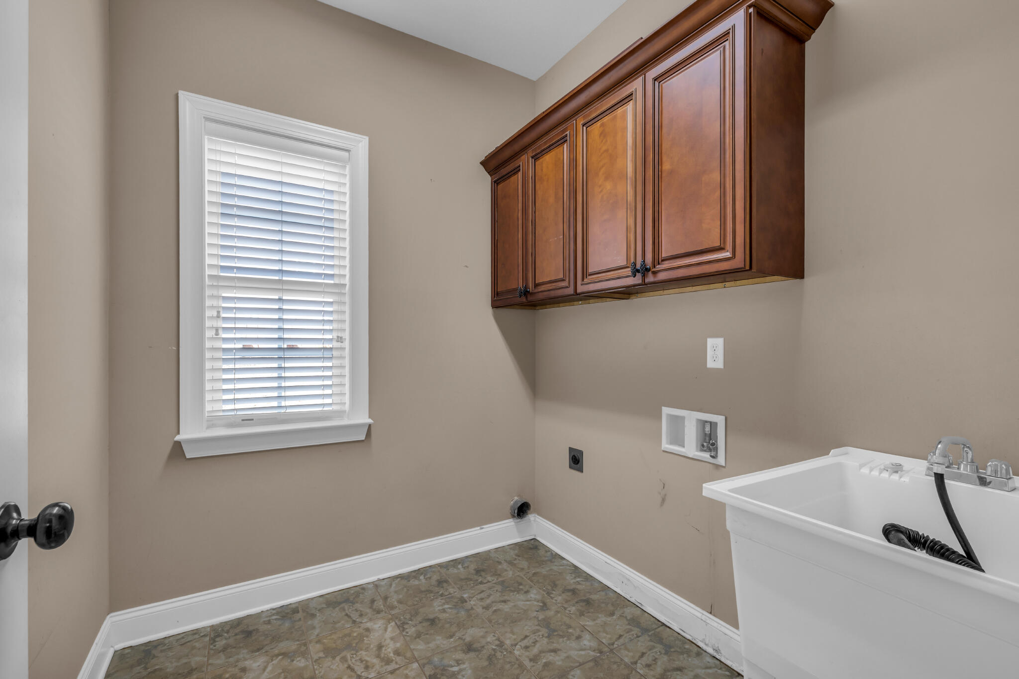 10027 Meadowstone Drive
