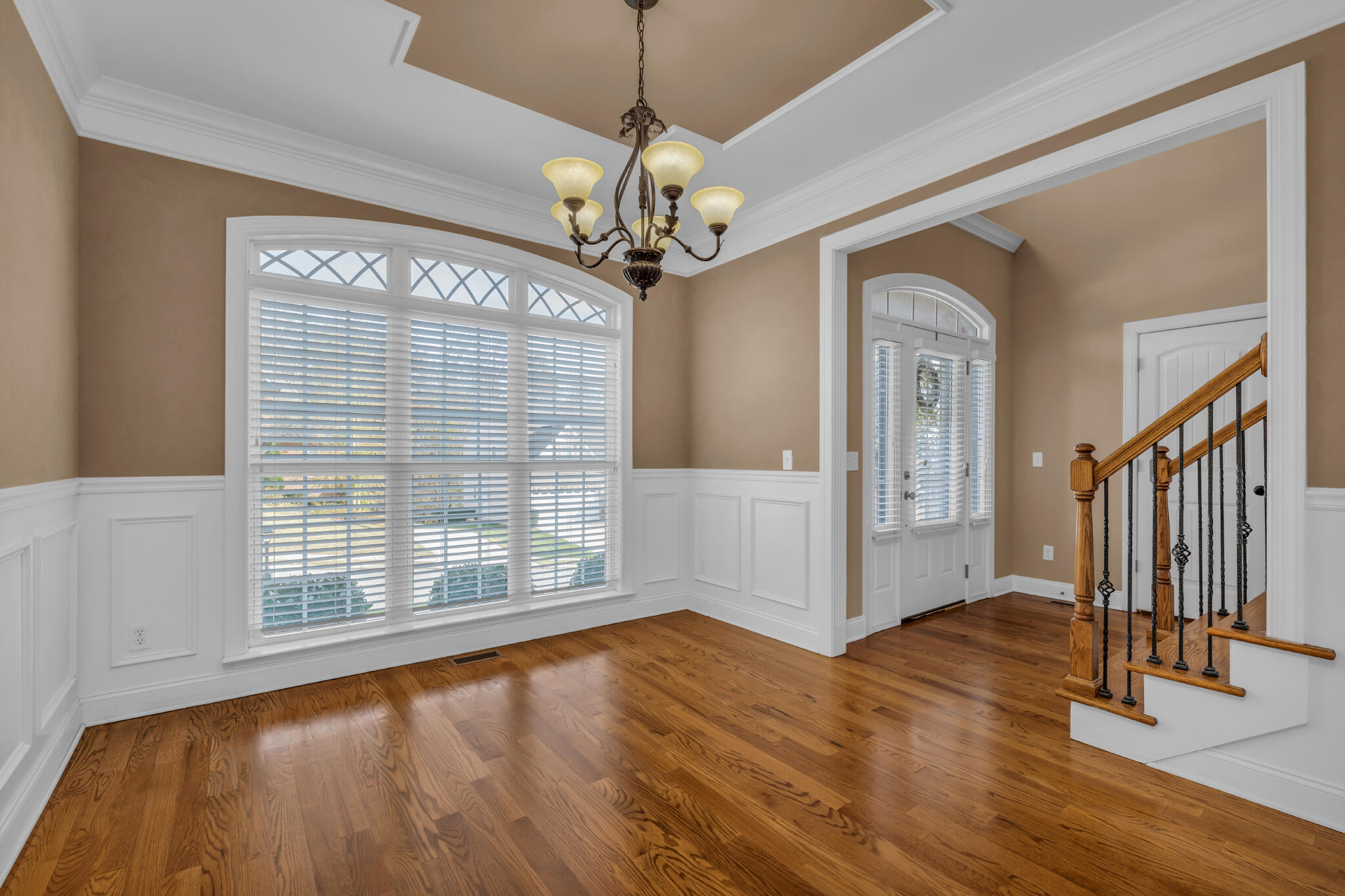 10027 Meadowstone Drive