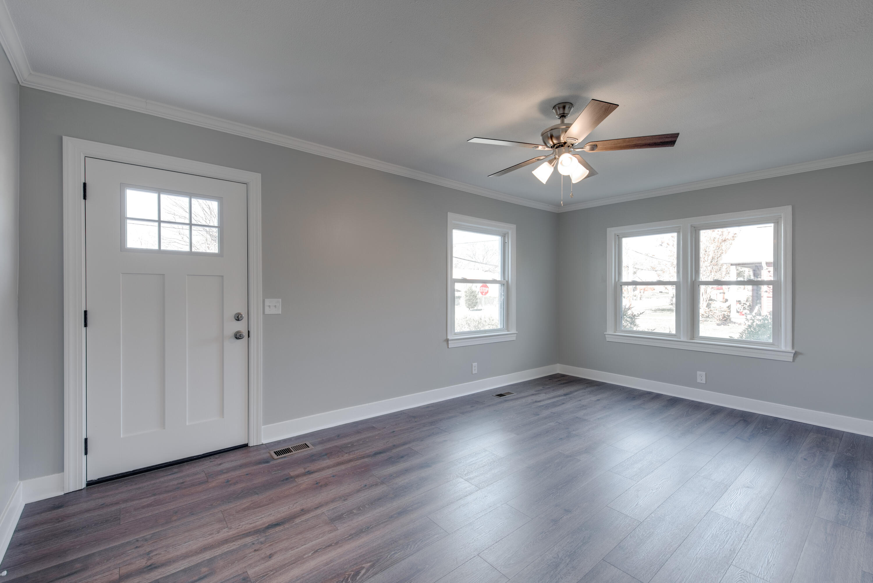 1400 Sunnyfield Lane