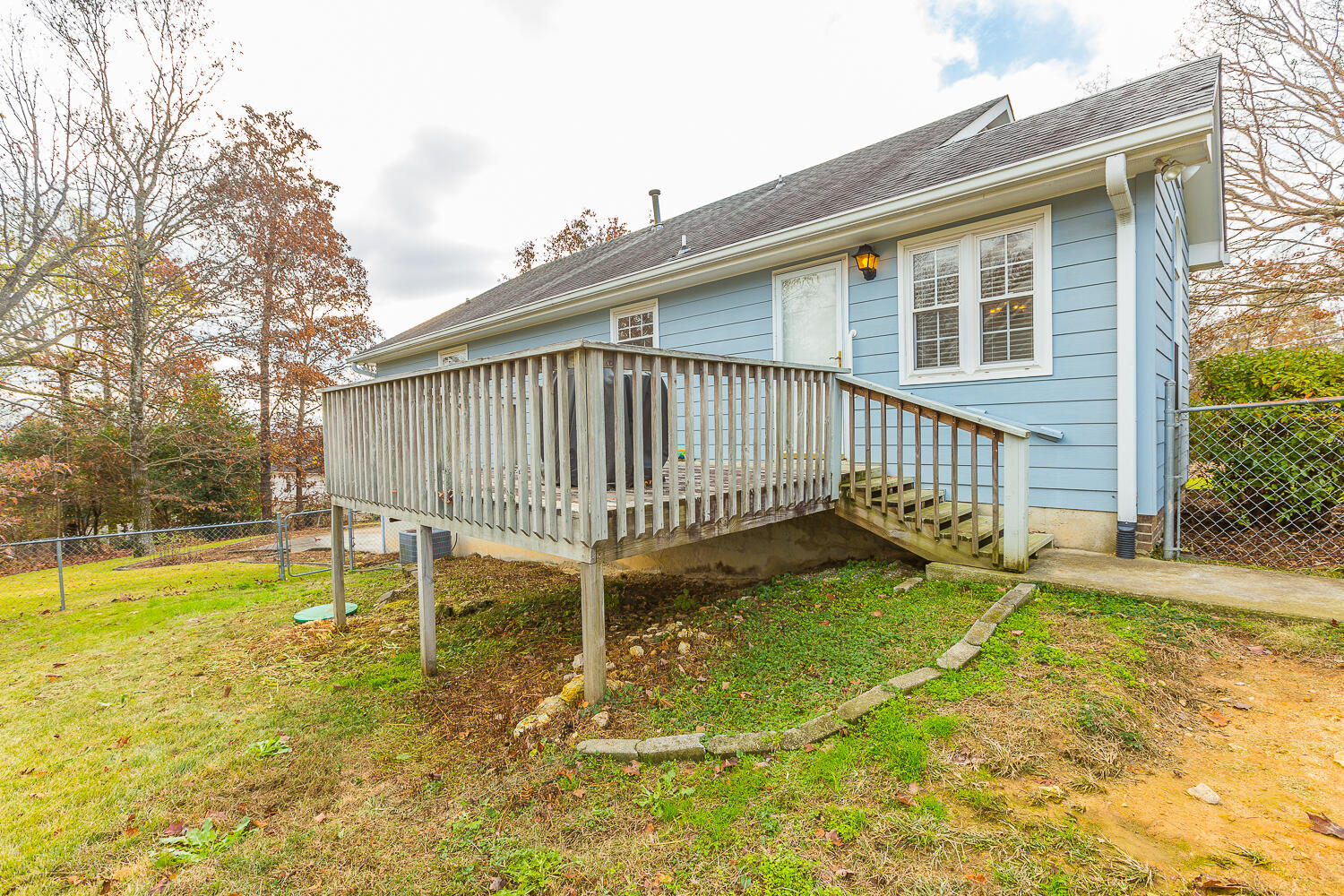 6117 Blue Ash Drive