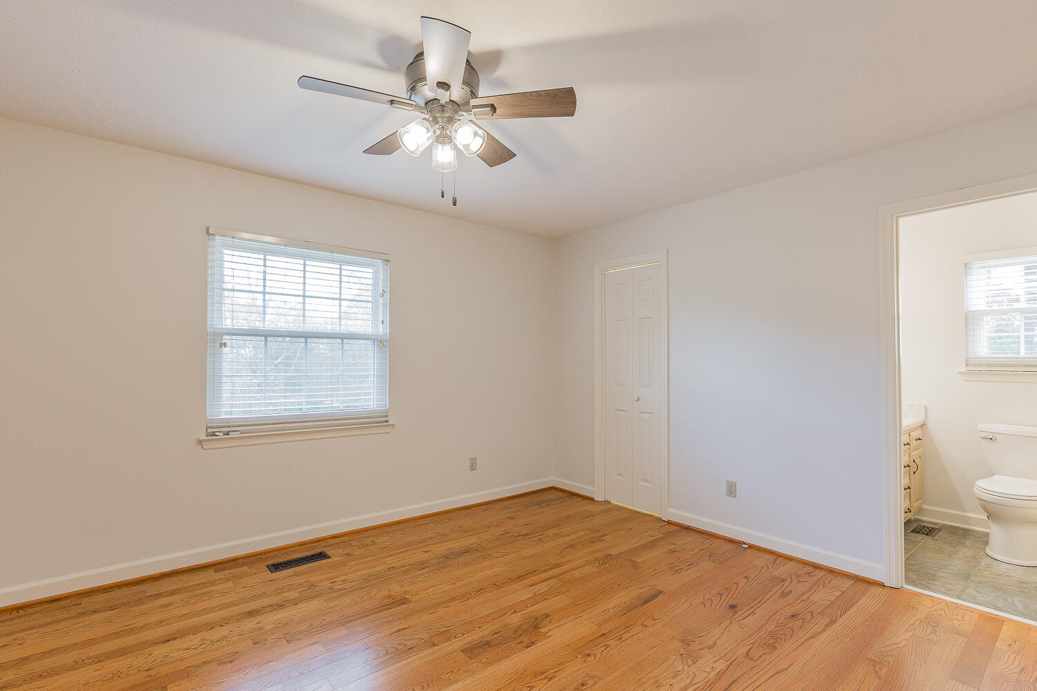 6117 Blue Ash Drive