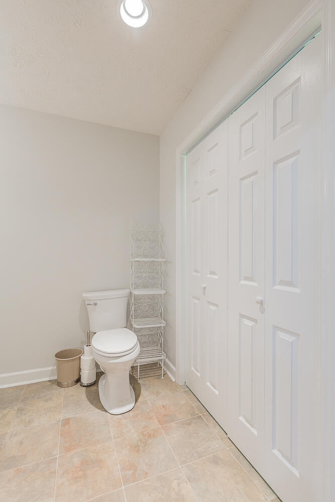 6117 Blue Ash Drive