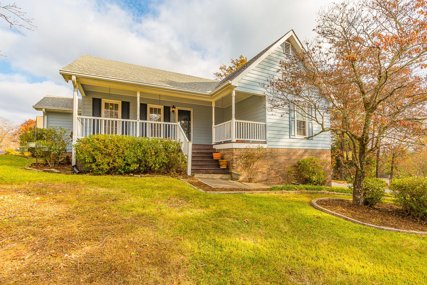 6117 Blue Ash Drive