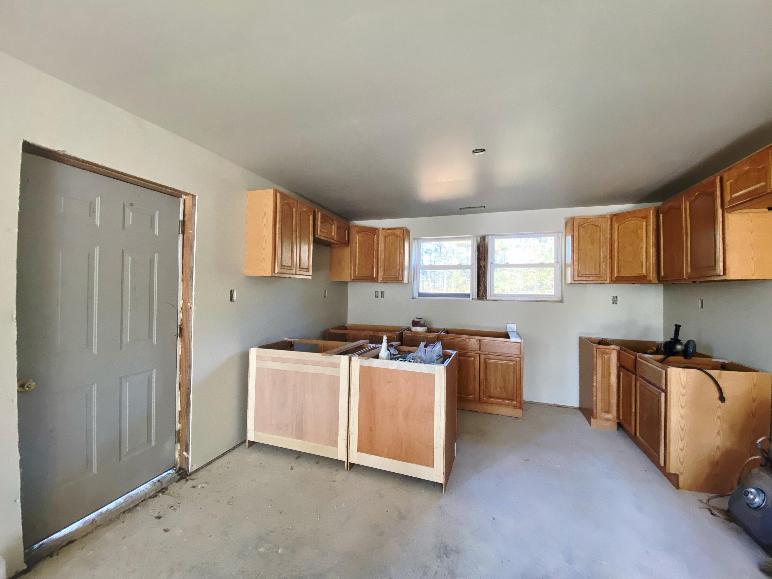 140 Old Lee School Road, LaFayette