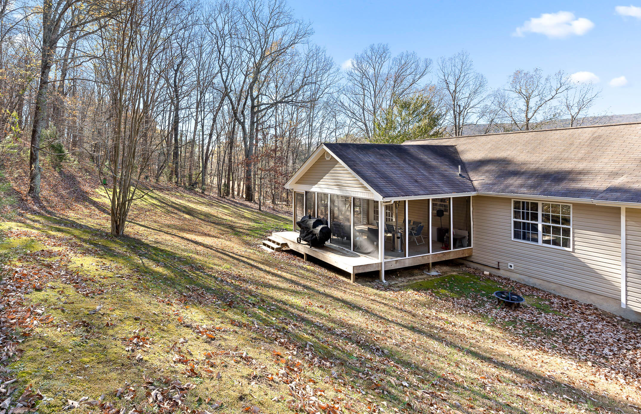 10464 Card Road