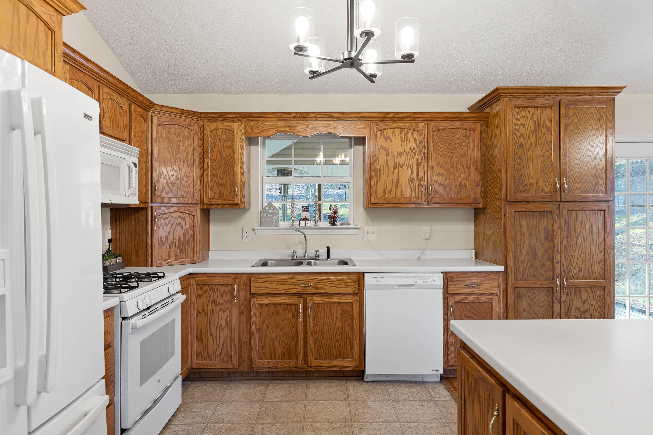 10464 Card Road