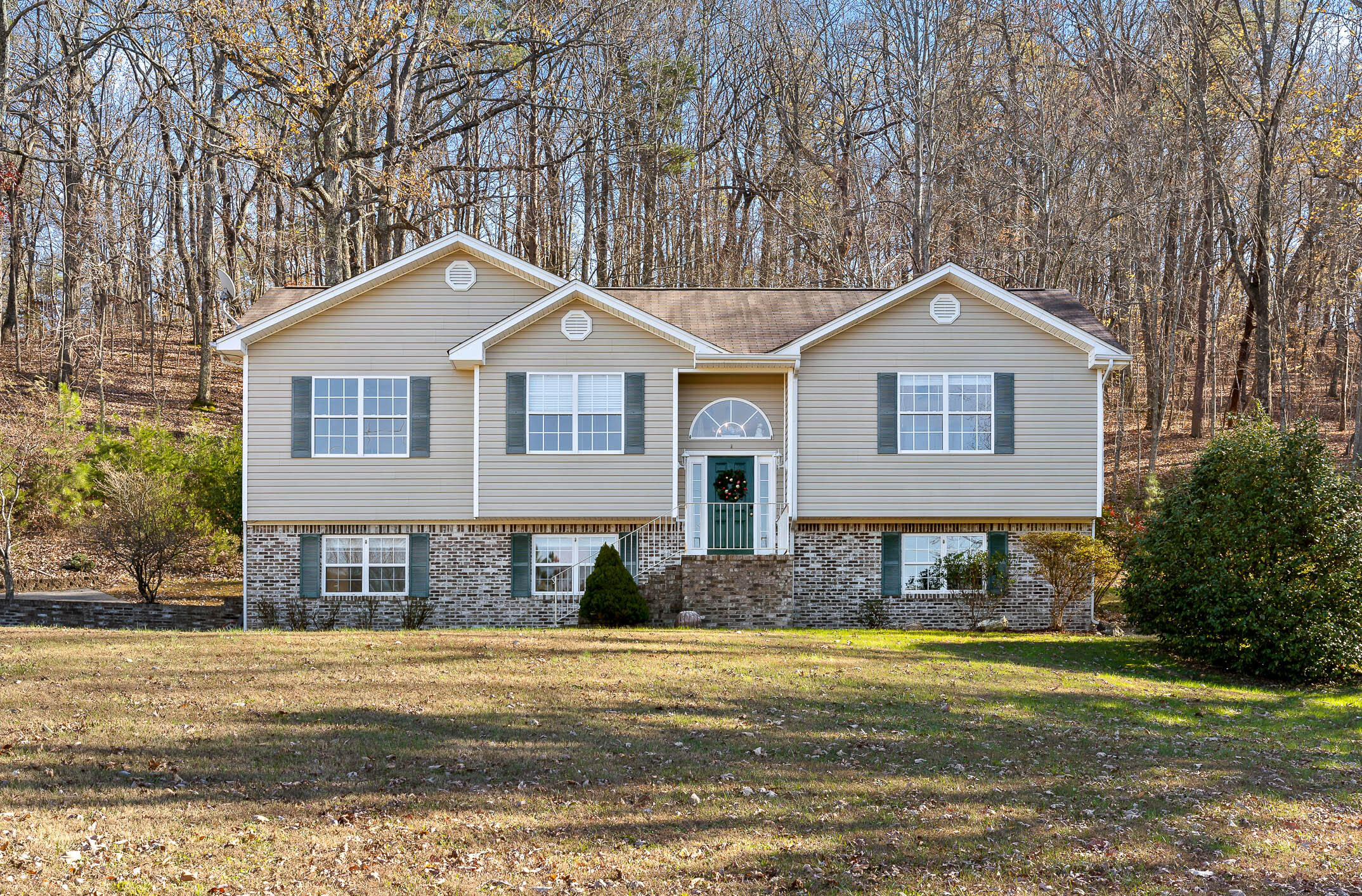10464 Card Road
