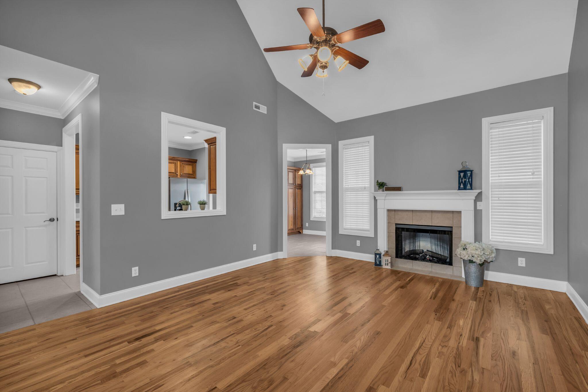 14 Hunting Ridge Circle