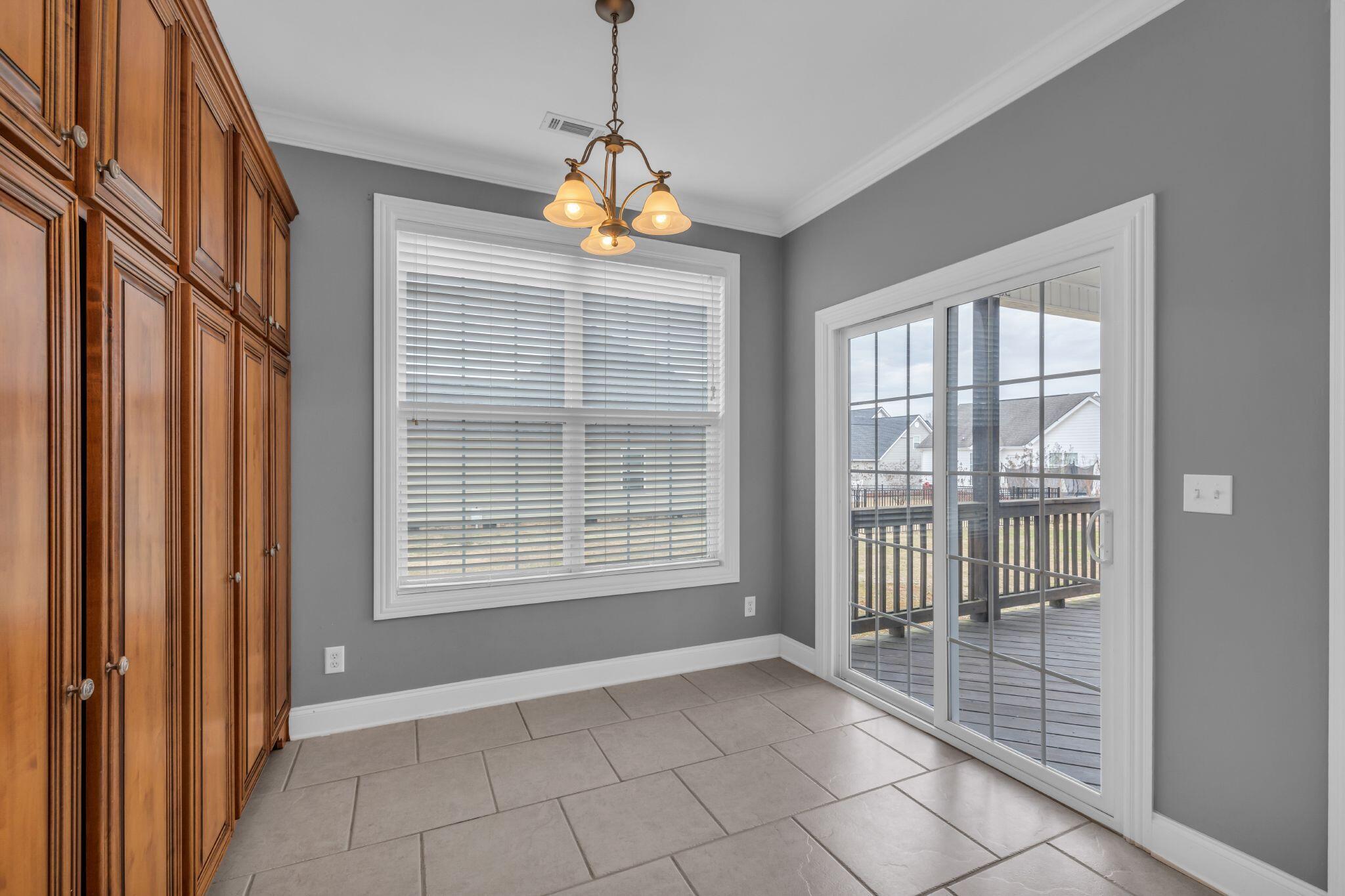 14 Hunting Ridge Circle